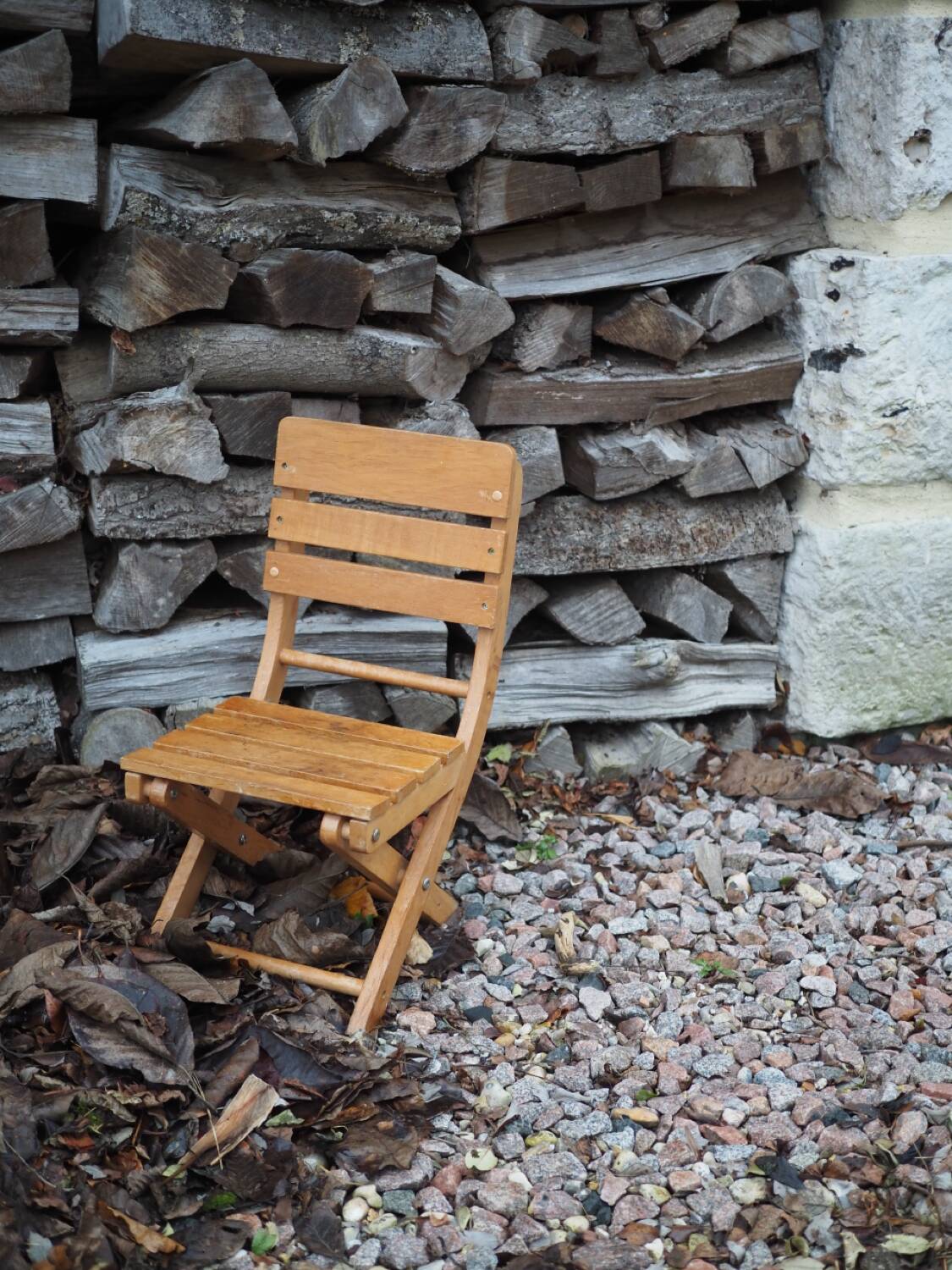 Chaise rustique pour enfant pliante en bois