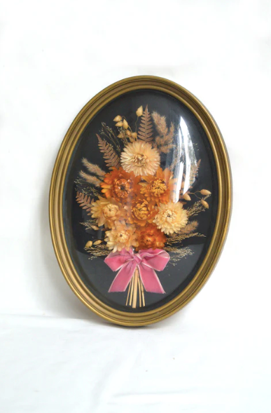 Plant frame with curved glass