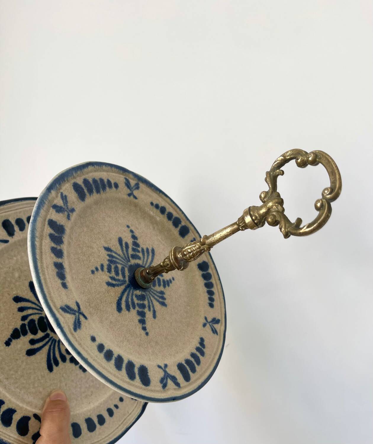 Pornic earthenware display stand.