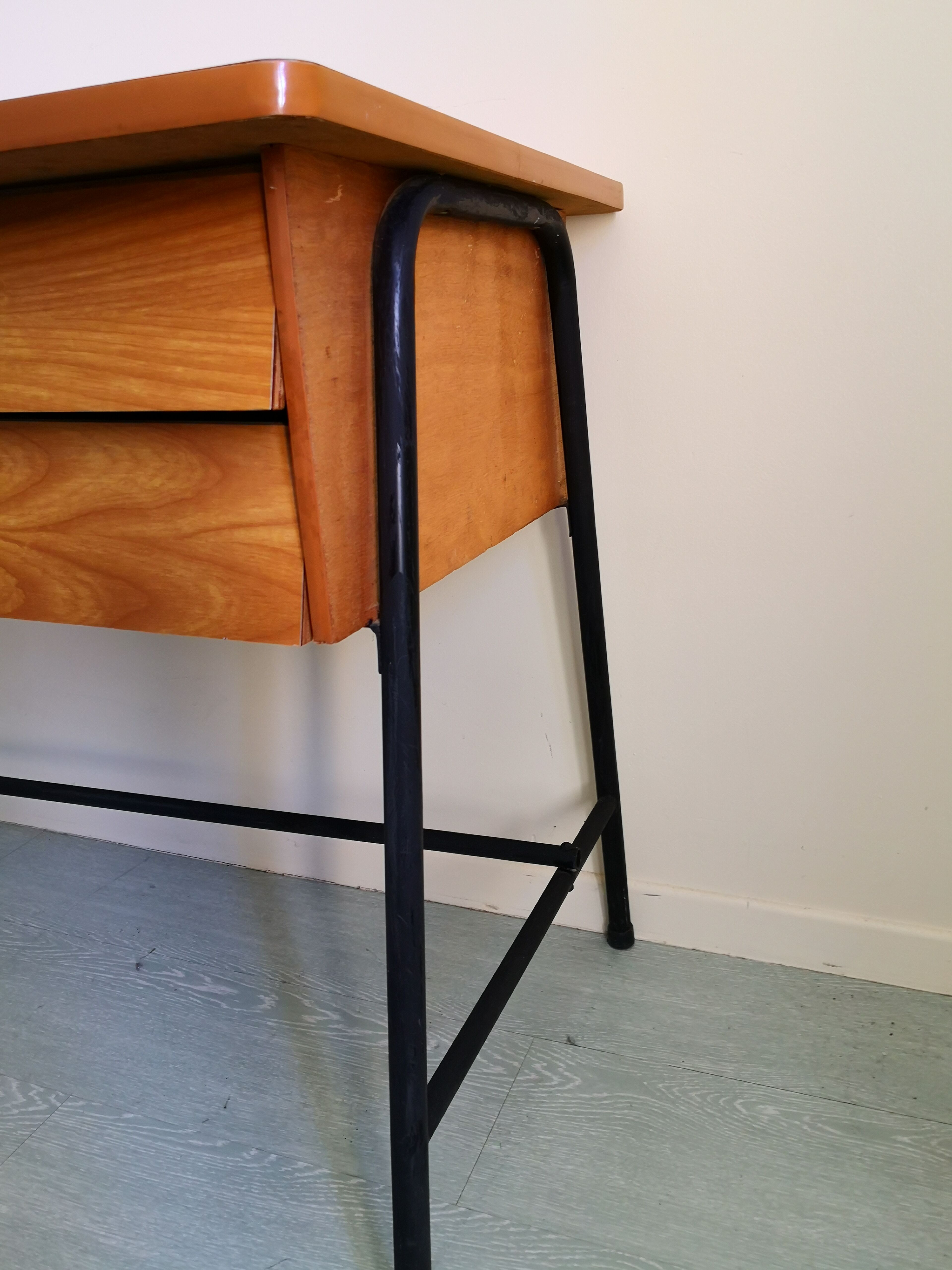 Scandinavian desk, 80s wood and metal