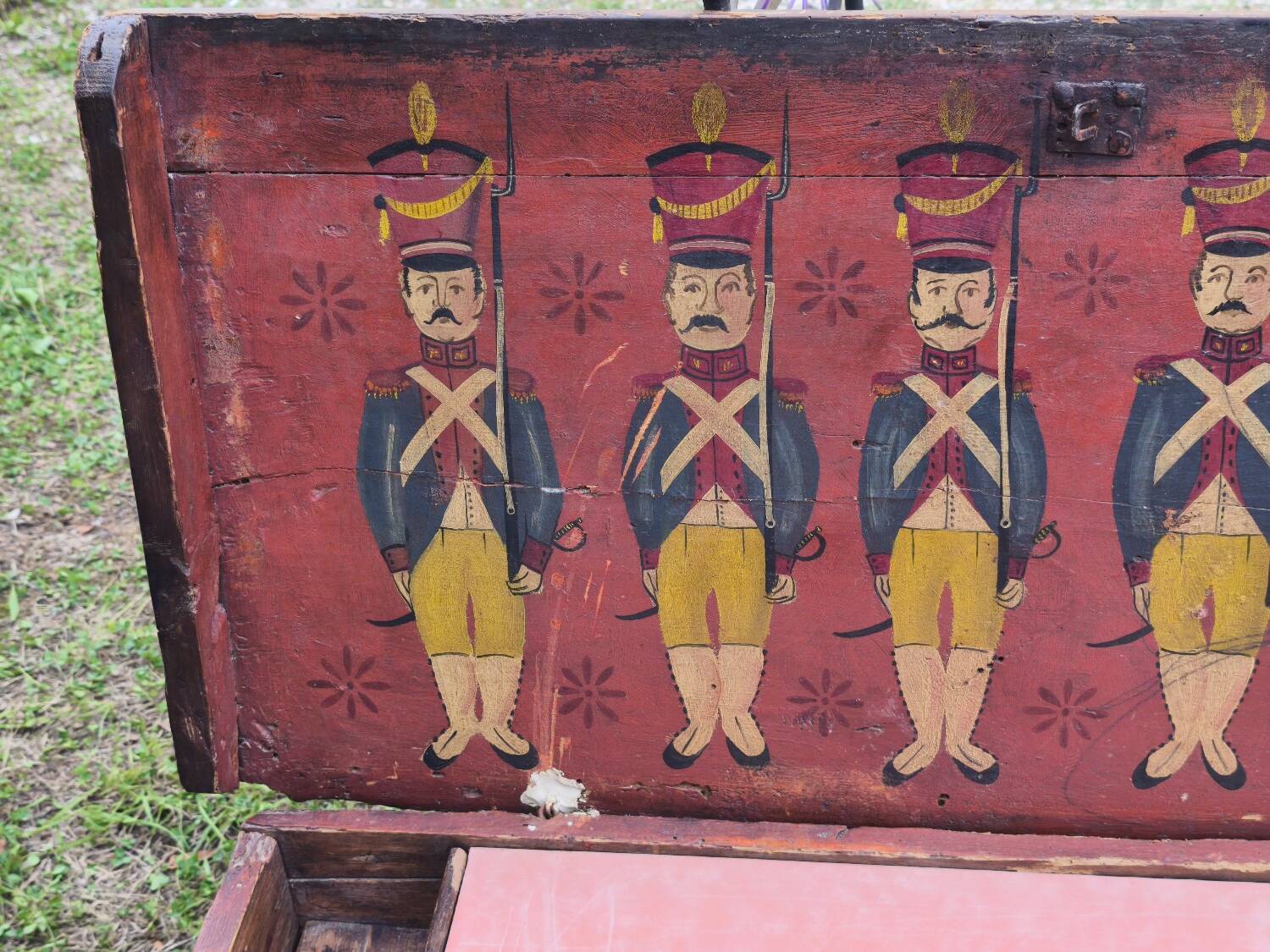 Portuguese sailor's chest, late 18th century