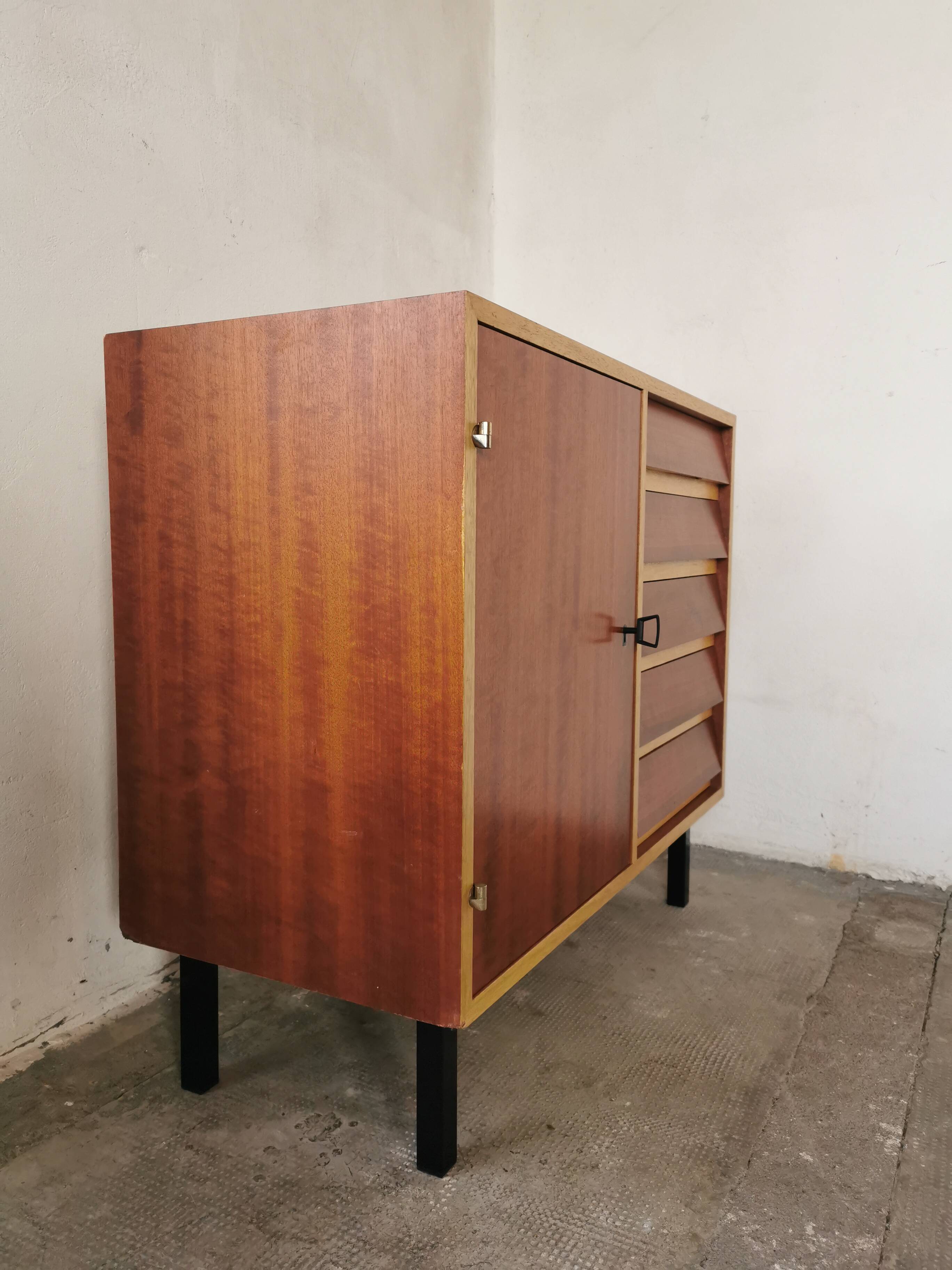 Box sideboard from the 60s