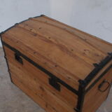 Renovated large bulging malle