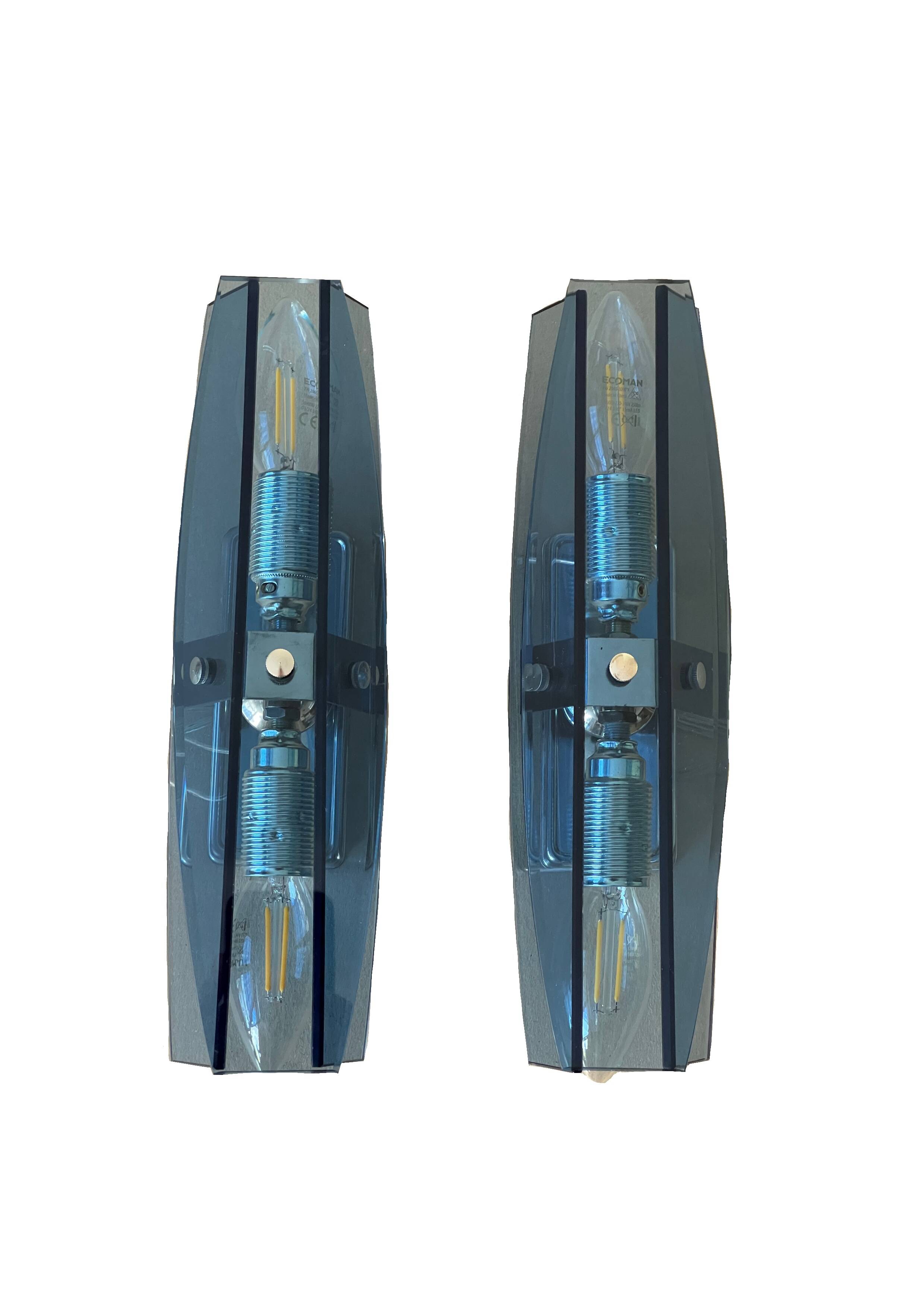 Pair of wall lights attributed to Veca for Fontana Arte, 70s