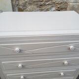 Commode vintage table à langer blanc poudré