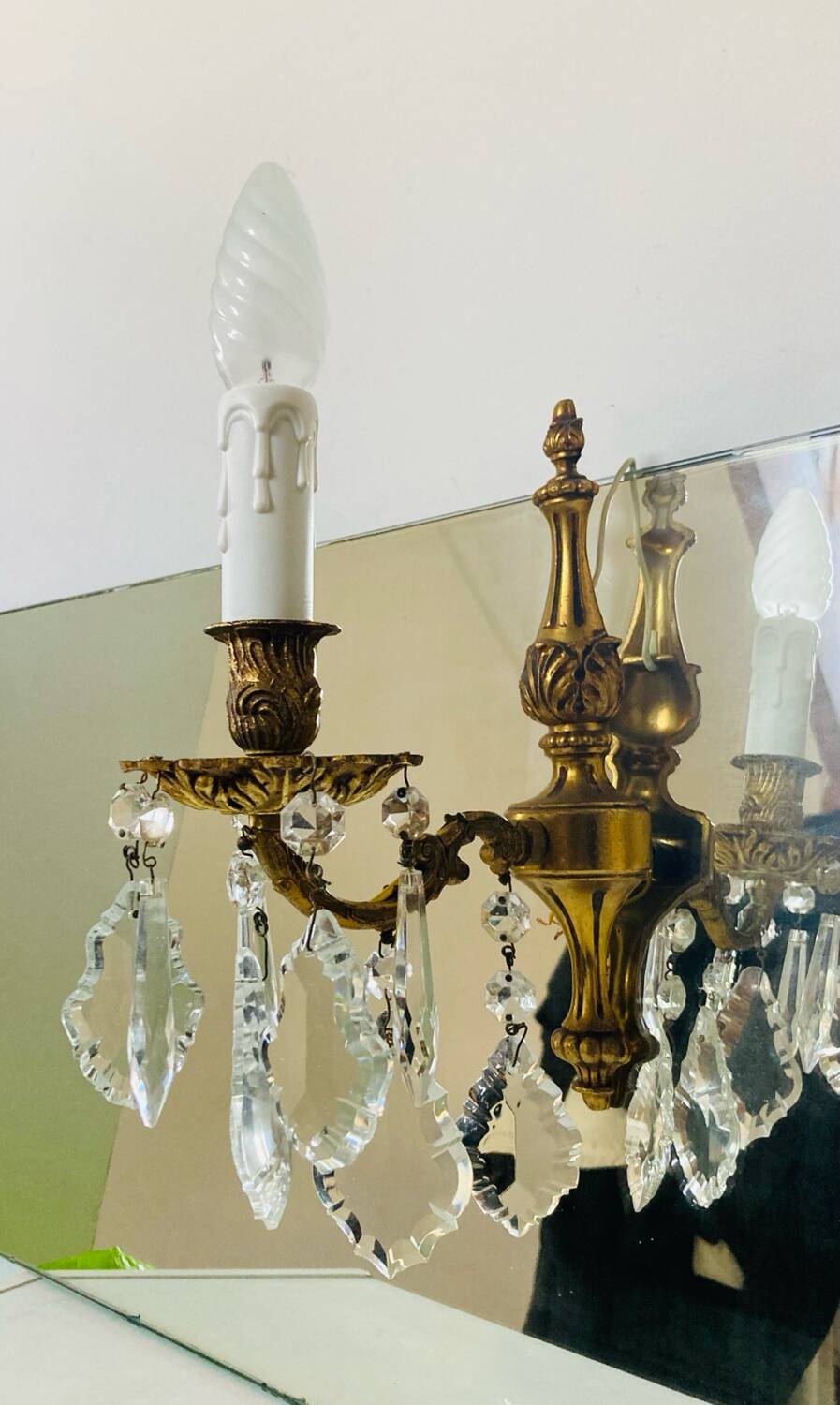 St Louis XV wall lights in gilded bronze with pendants from the mid-20th century.