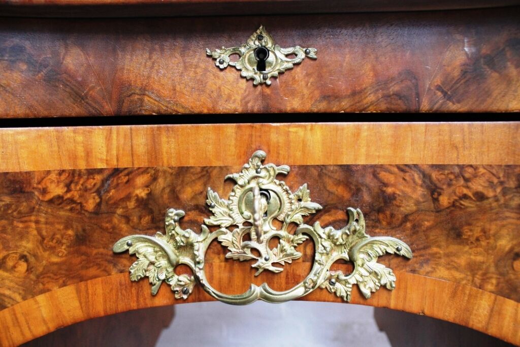 Bureau de Dresde du 18ème siècle.