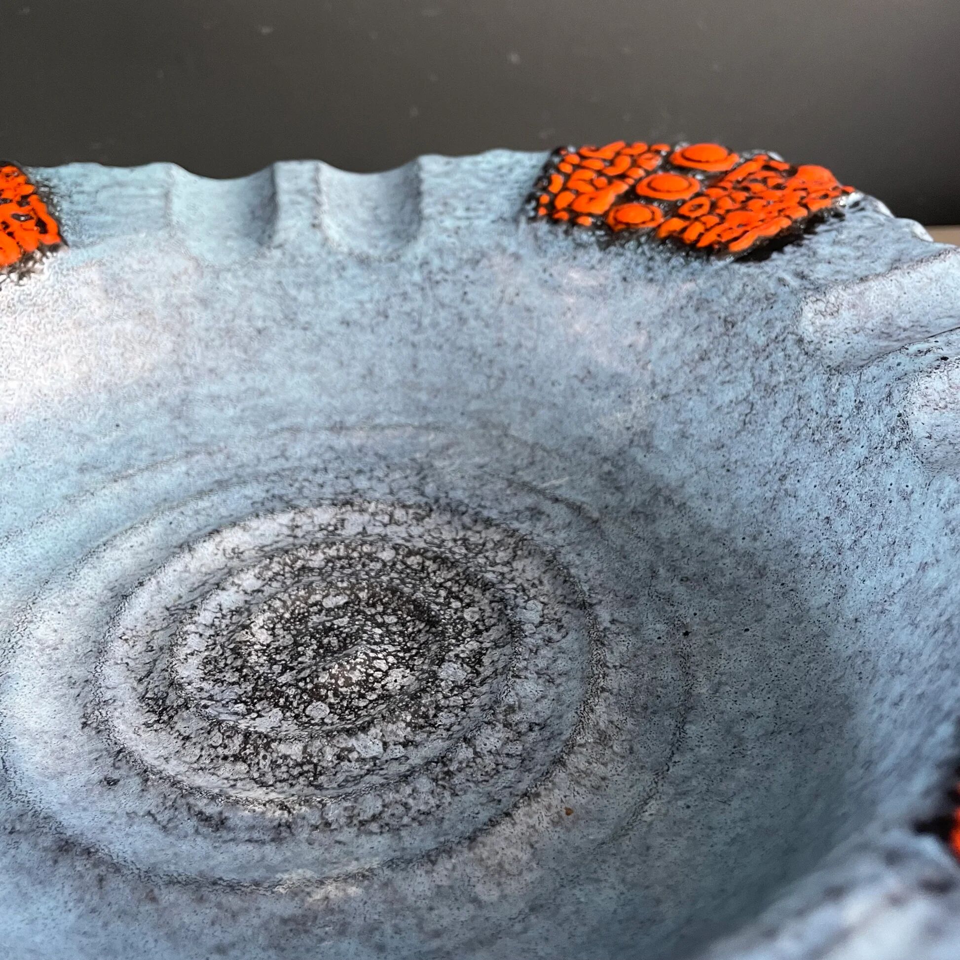 Dumler and Breiden fruit bowl, relief 70/26, West Germany, 1970s.