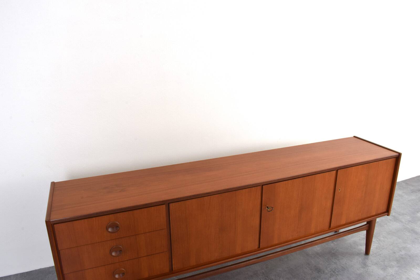 Mid-Century Teak Sideboard Model Premium from Bartels, 1960s.
