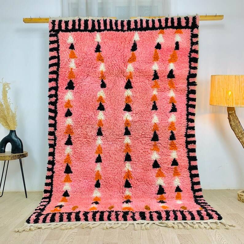 Traditional handmade Berber rug 250cm x 150cm