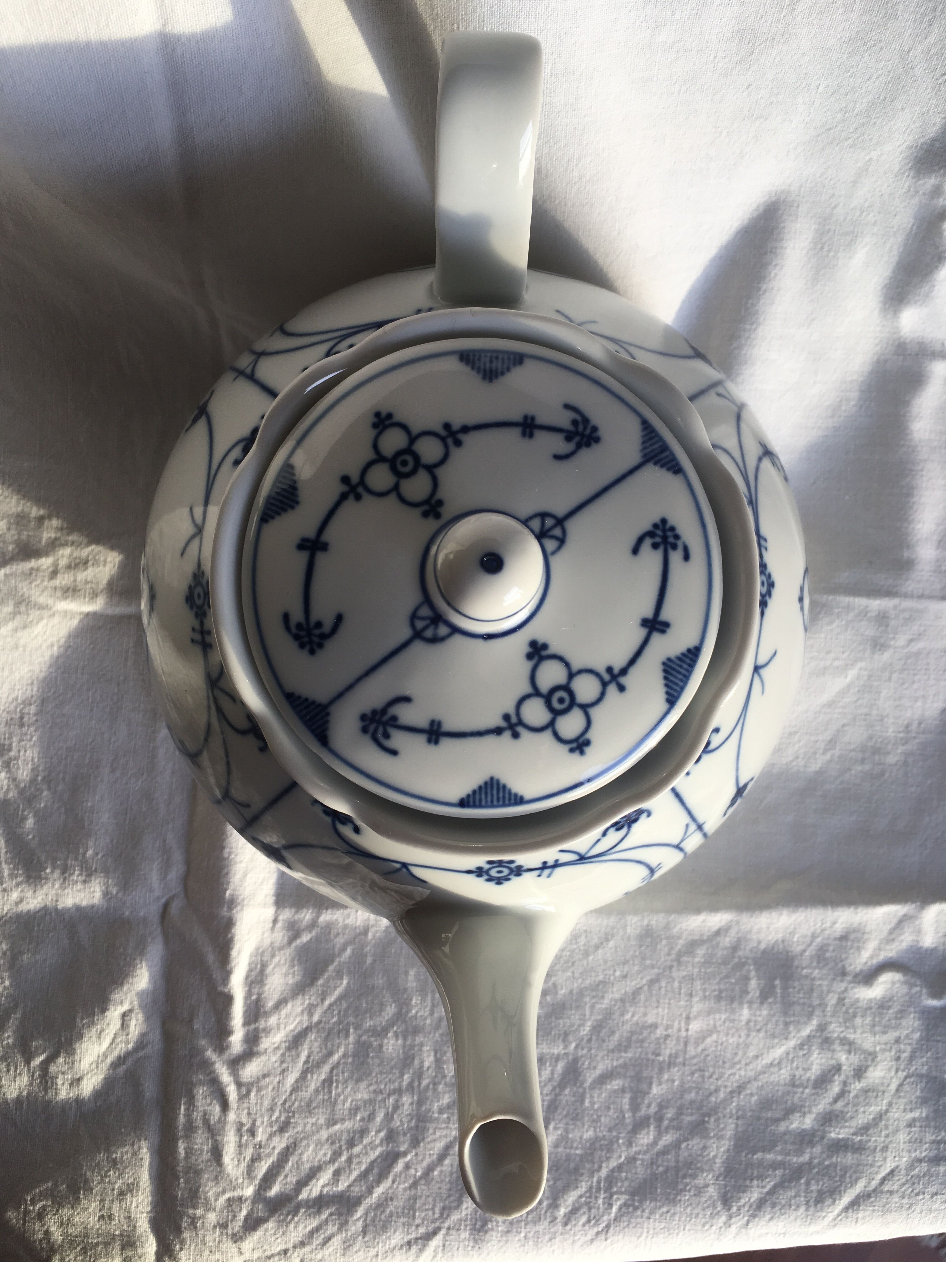 Porcelain teapot Winterling Bavaria