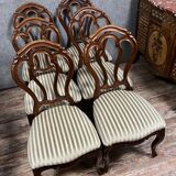 Suite de six chaises en acajou à dossiers ajourés époque Napoléon III vers 1850