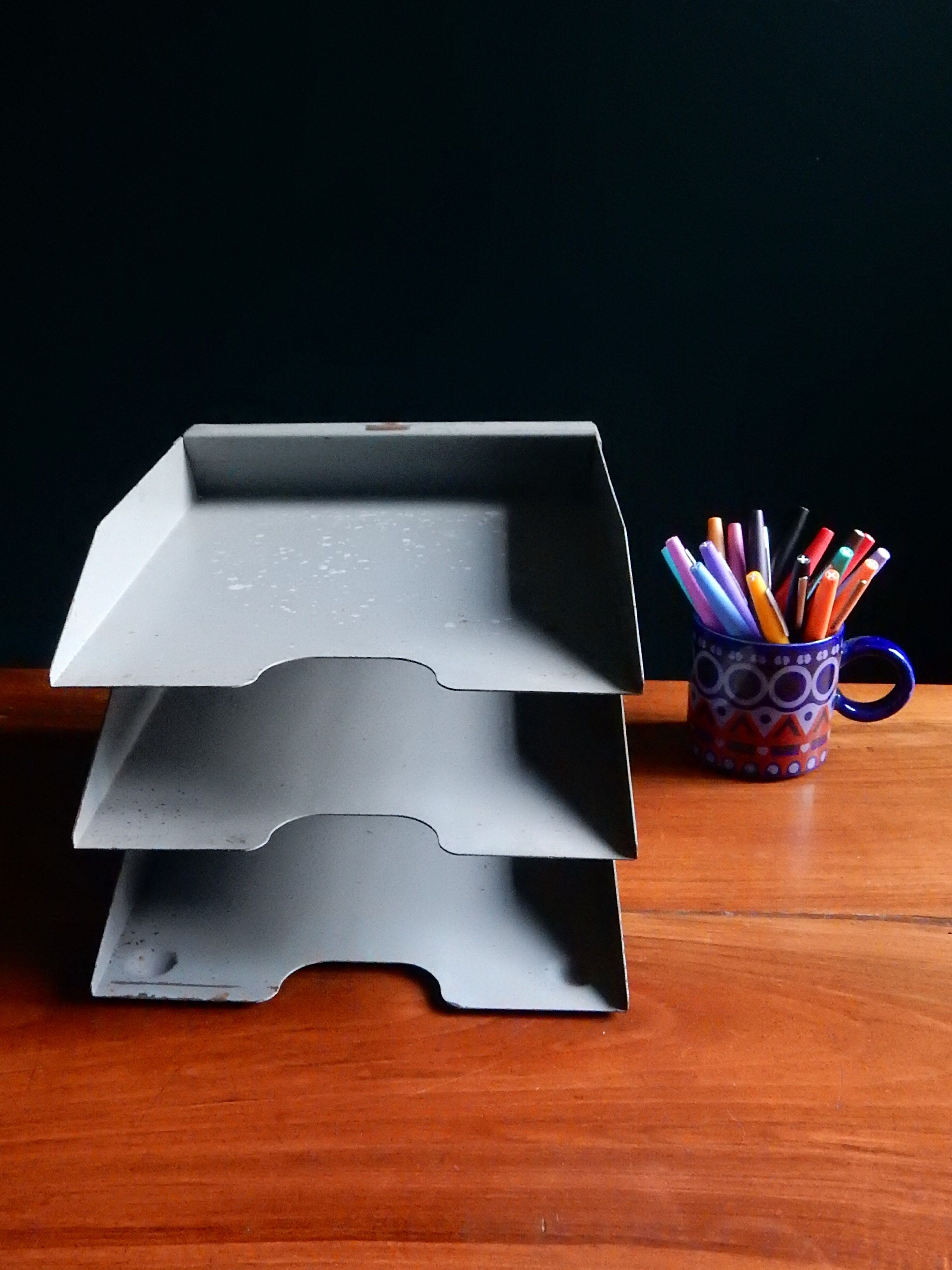 Columbia Metal Office Organizer