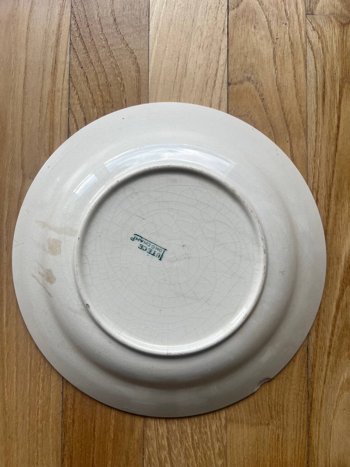 Terre de Fer soup plates