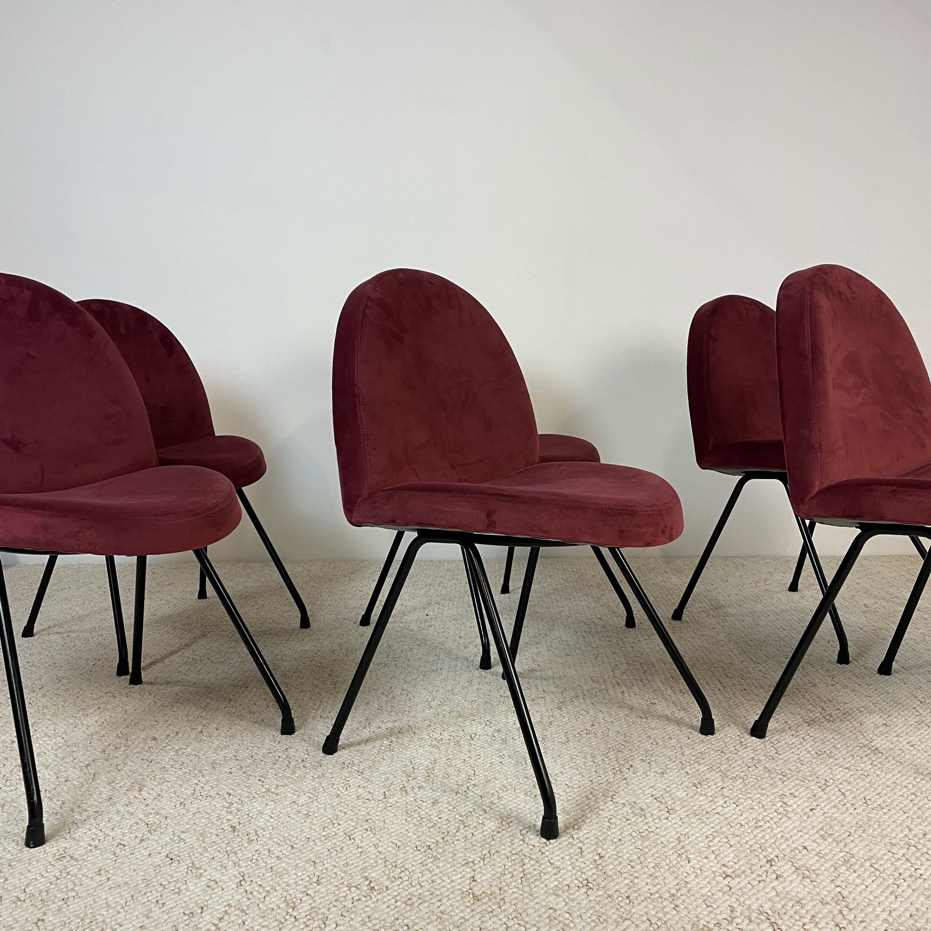 Serie de 6 chaises modèle 771 de Joseph-Andrè Motte édition Steiner