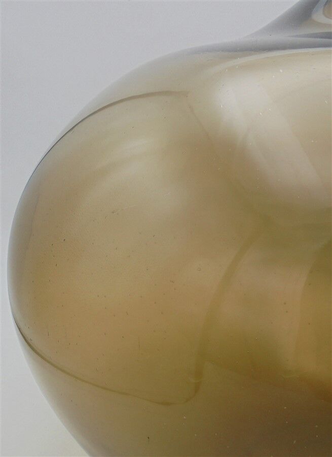 Smoked glass canister