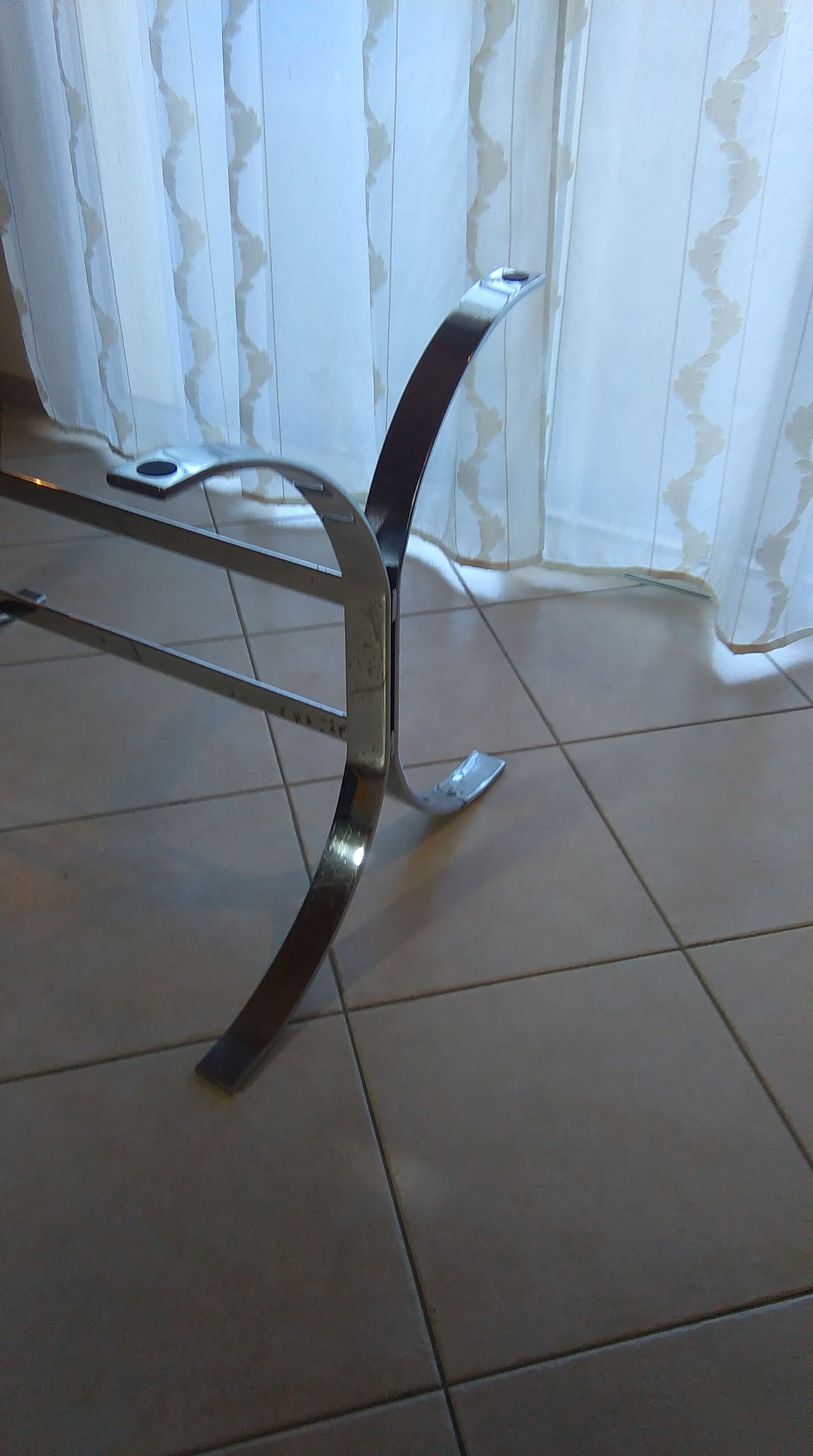 Table dining room glass and chrome of the 1970s