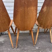 (Lot) 5 vintage wooden chairs attributed to Baumann (to be restored)