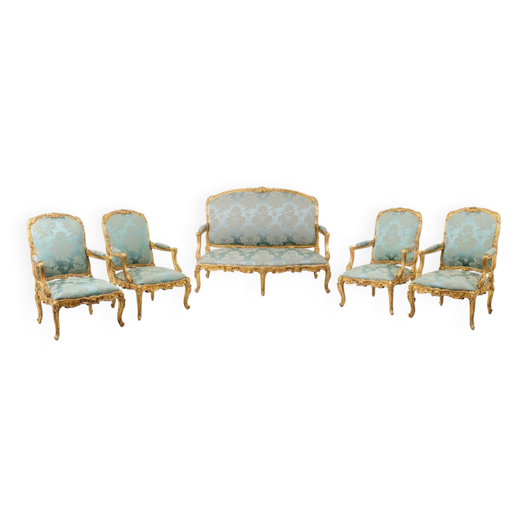 Salon de style Louis XV à chassis en bois doré. Circa 1880.