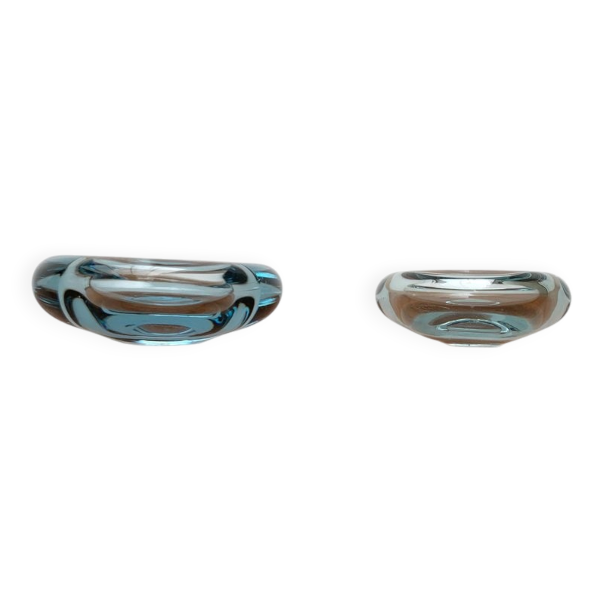 Set of 2 Danish glass bowls from the mid-century by Per Lütken for Holmegaard, 1960s.