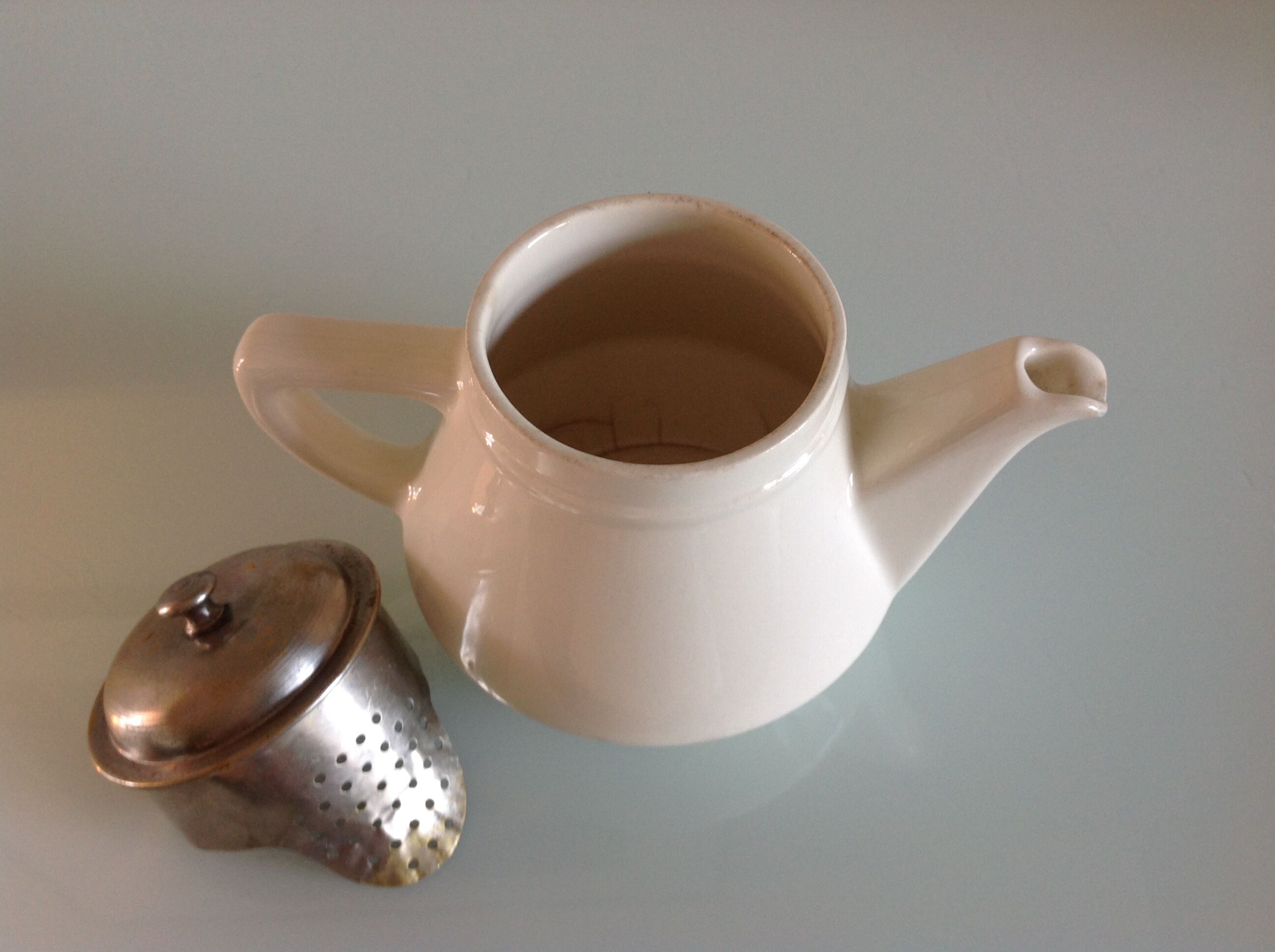 White theiere by Villeroy and Boch vintage 50/60s