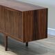 Buffet long McIntosh en palissandre.