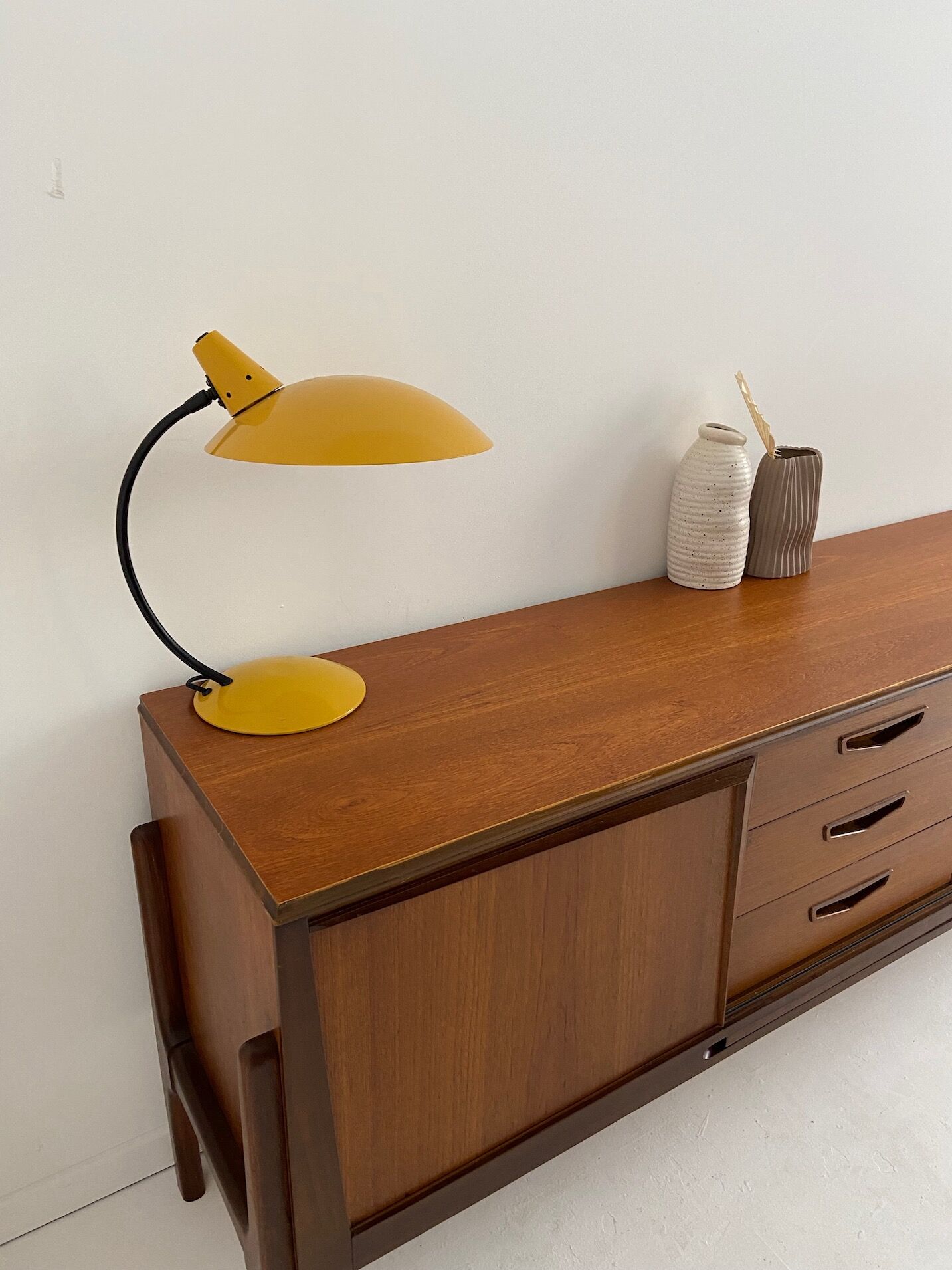 Vintage design row by Gunni Oman