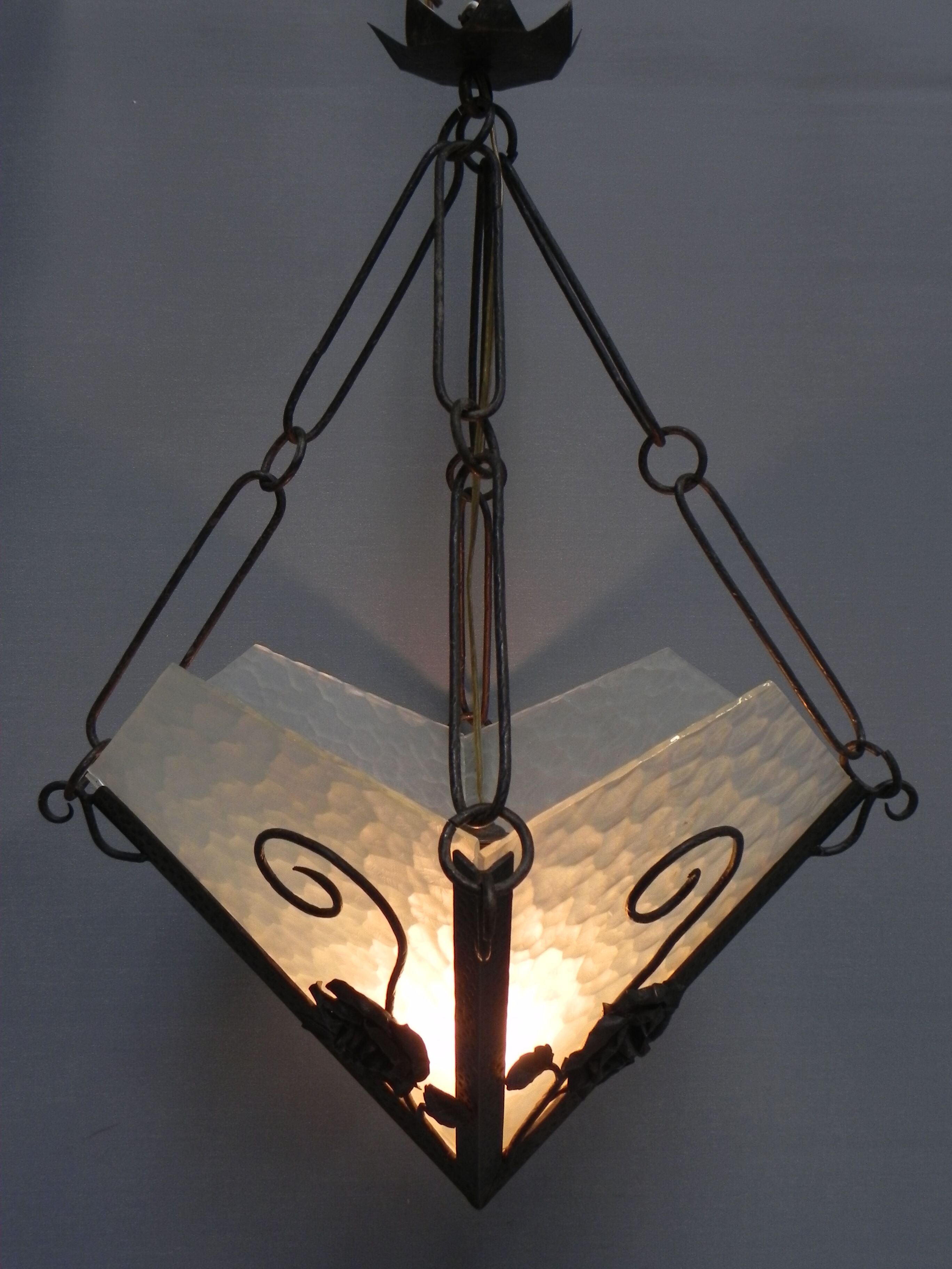 Art deco hanging lamp with 4 cloudy glass plates