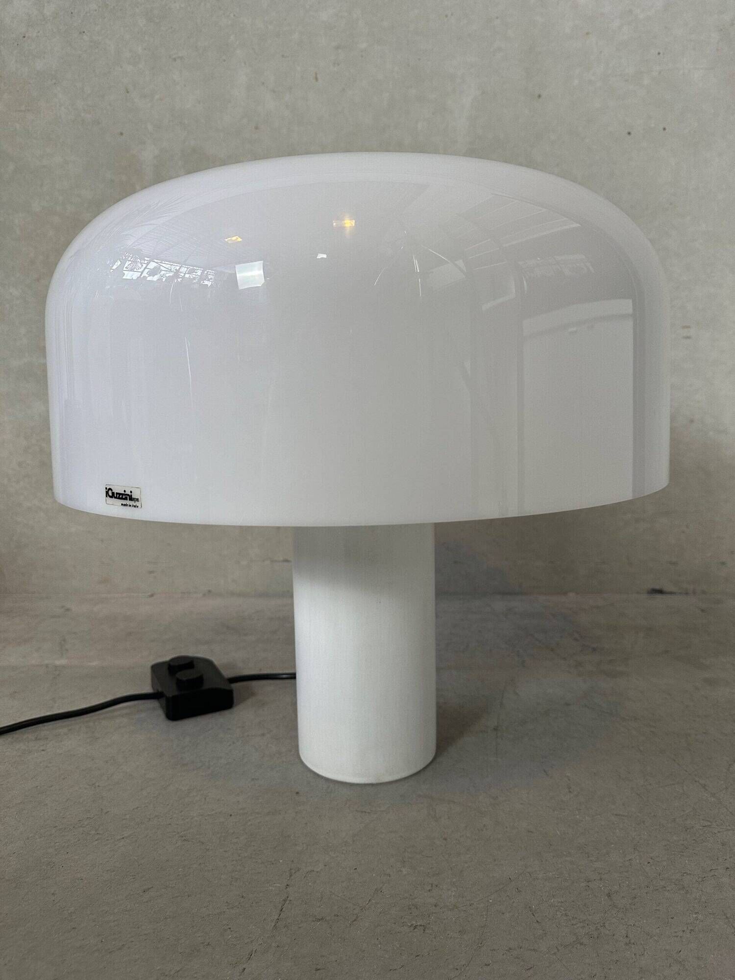 Lampe de table 'polo' au design vintage – iguzzini