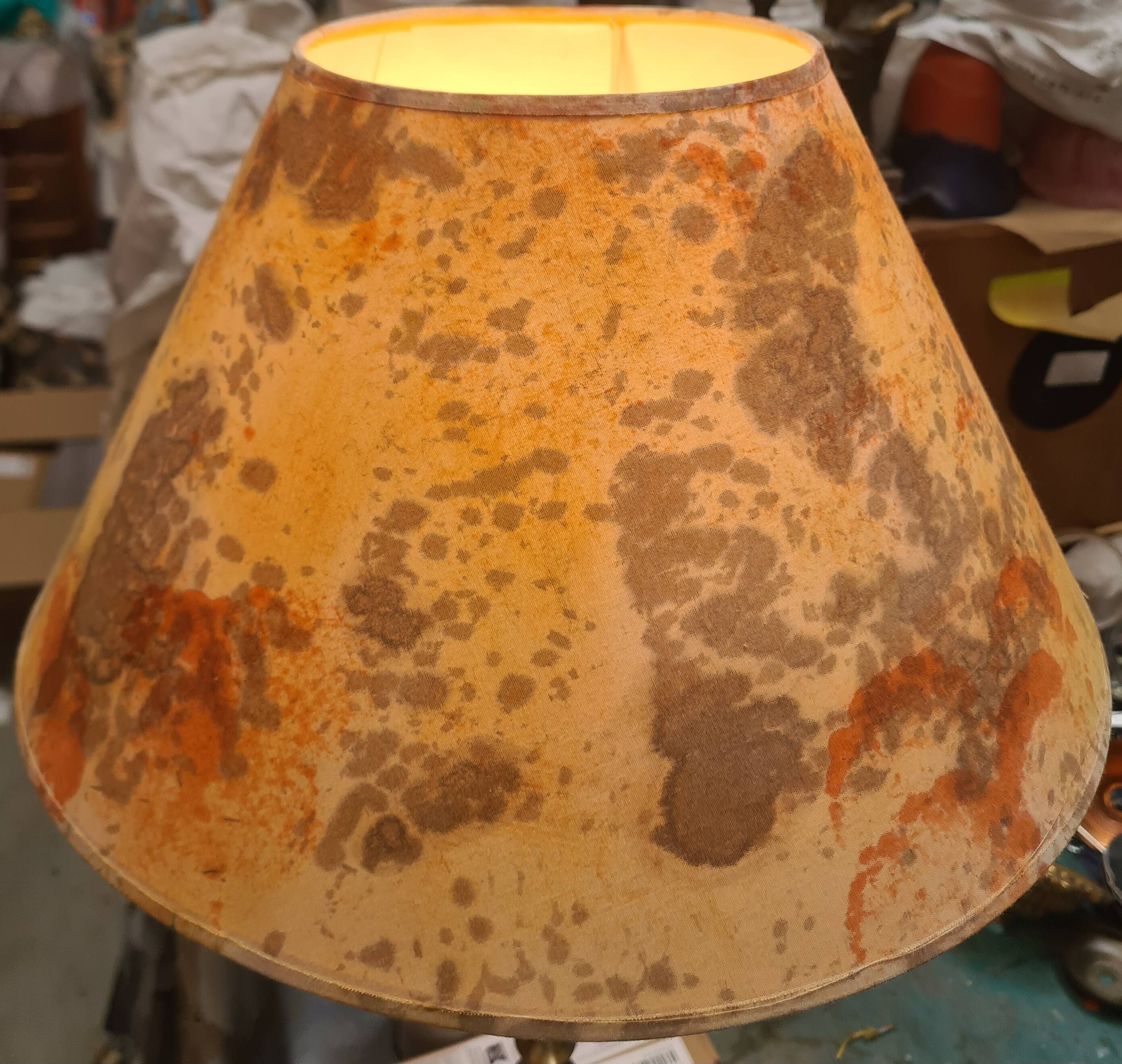 large solid brass lamp classic 1970 electric ok, 68x35 very elegant