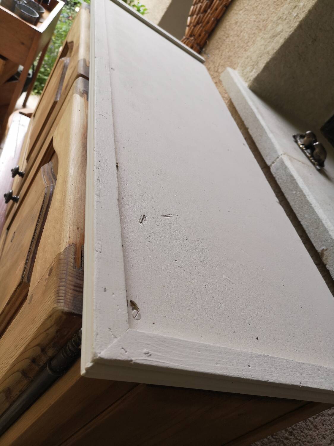 Hanging cupboard, wall mounted.