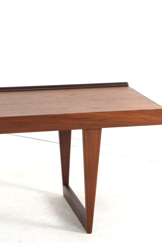 Table basse Peter Løvig Nielsen - design danois - restaurée