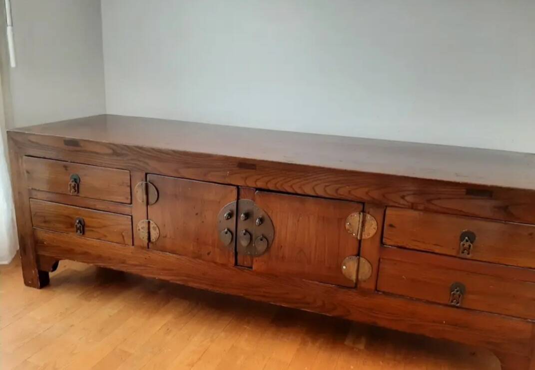 TV cabinet or low sideboard