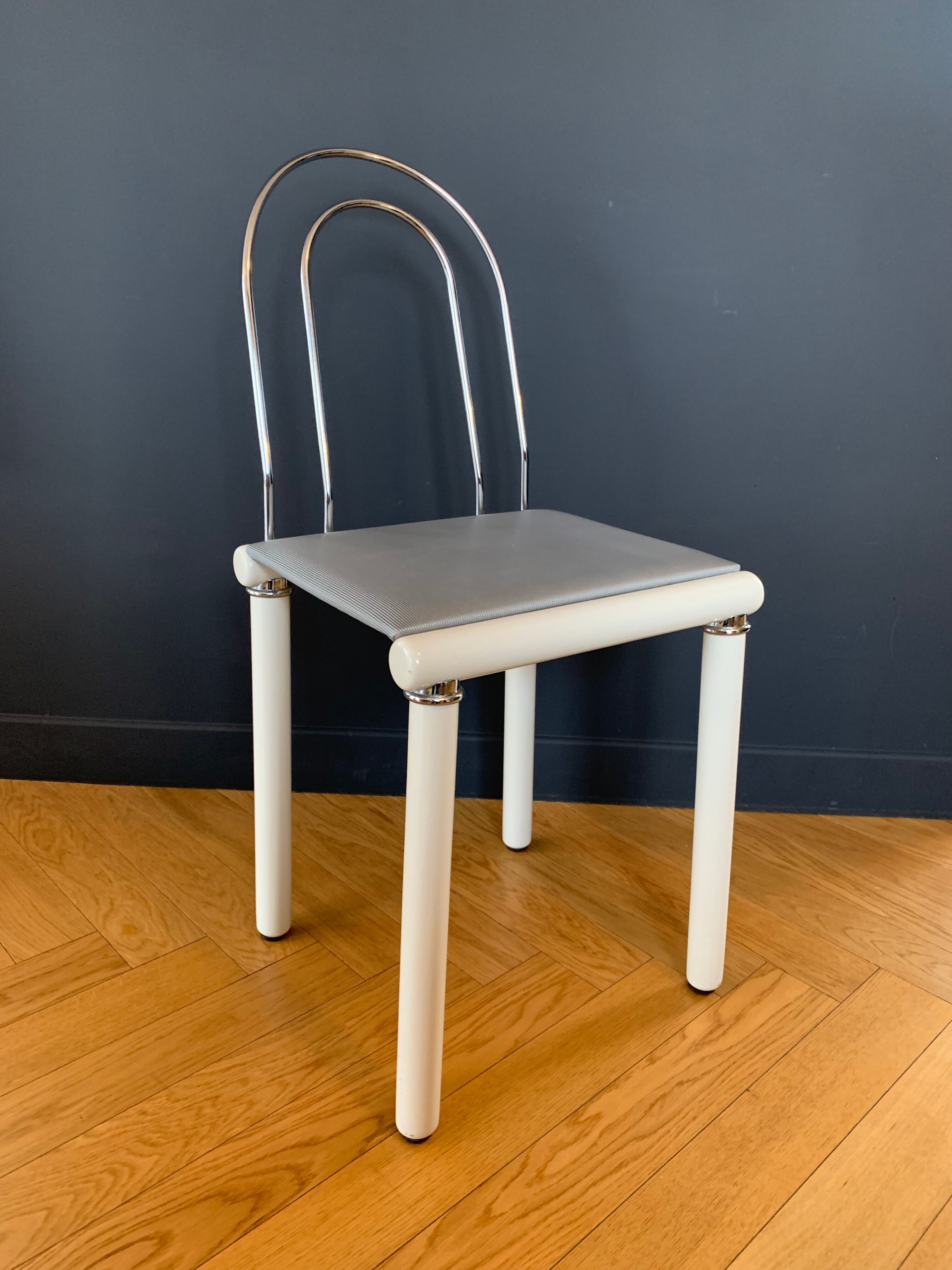 Vintage Italian post-modernist chairs 1980