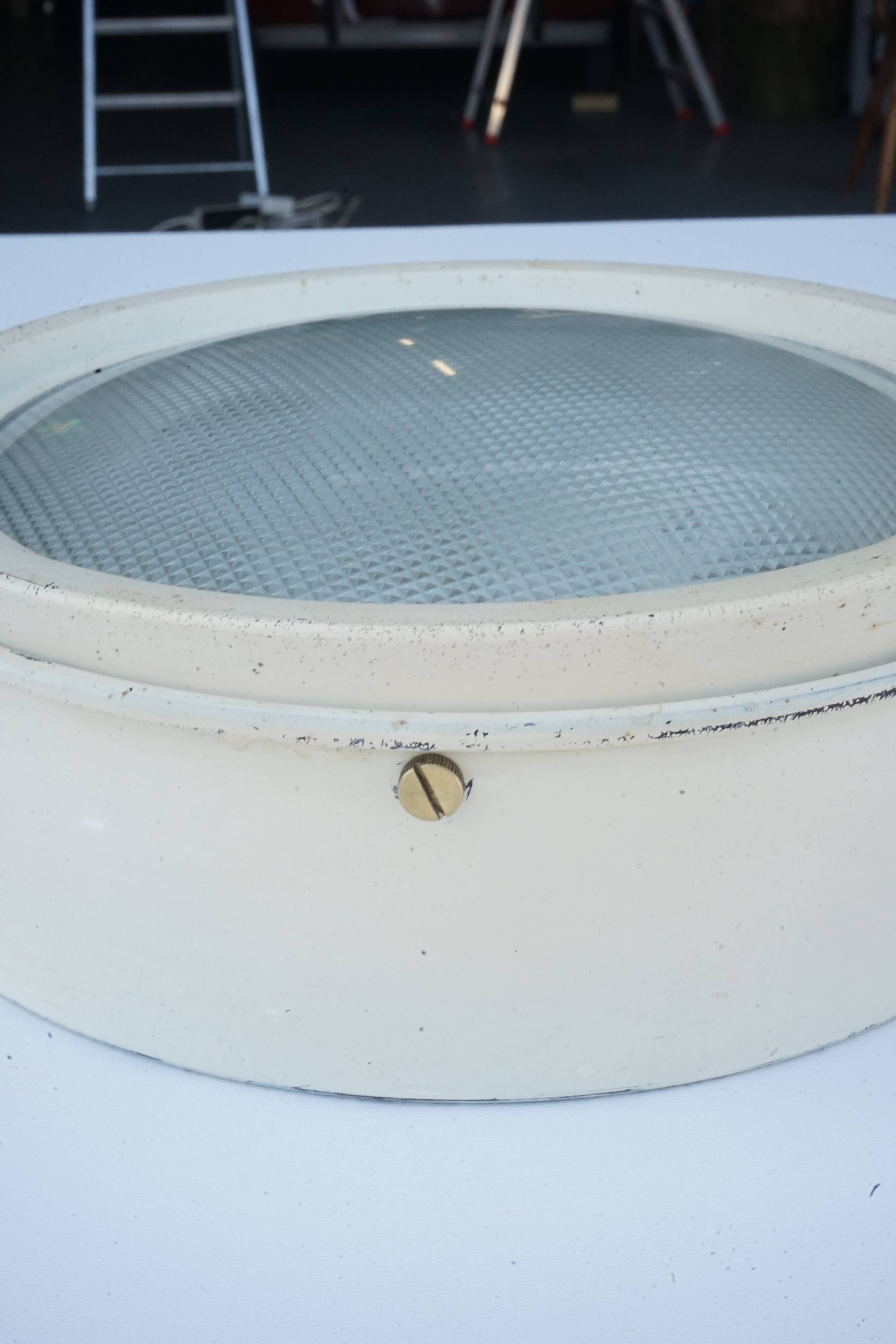 Vintage Italian ceiling lamp model 3055 by Gino Sarfatti for Arteluce, 1962.