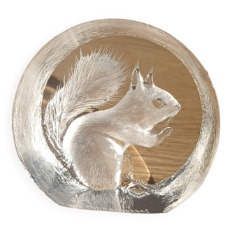 Crystal Squirrel figurine by Mats Jonasson.