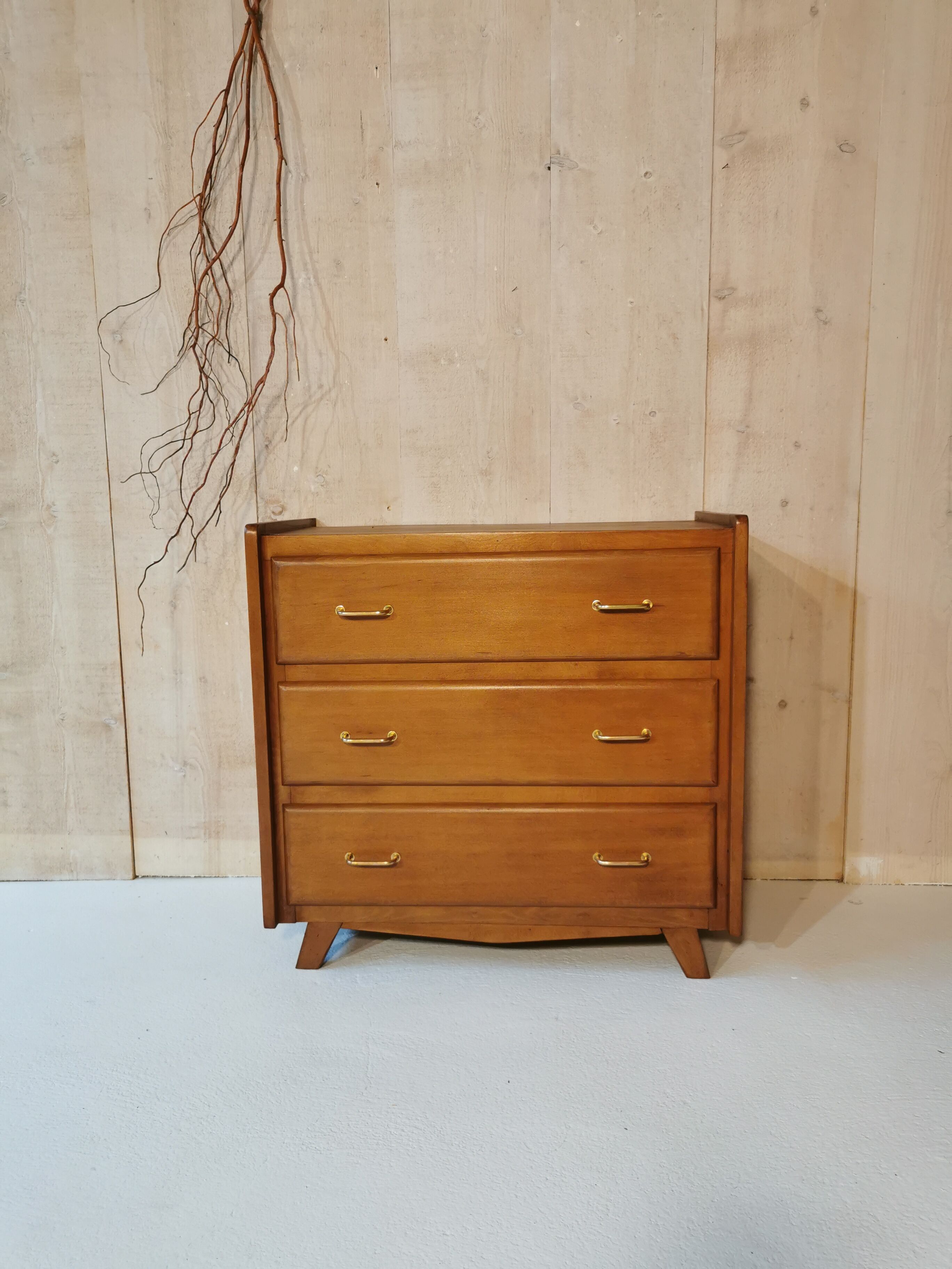 Vintage chest of drawers