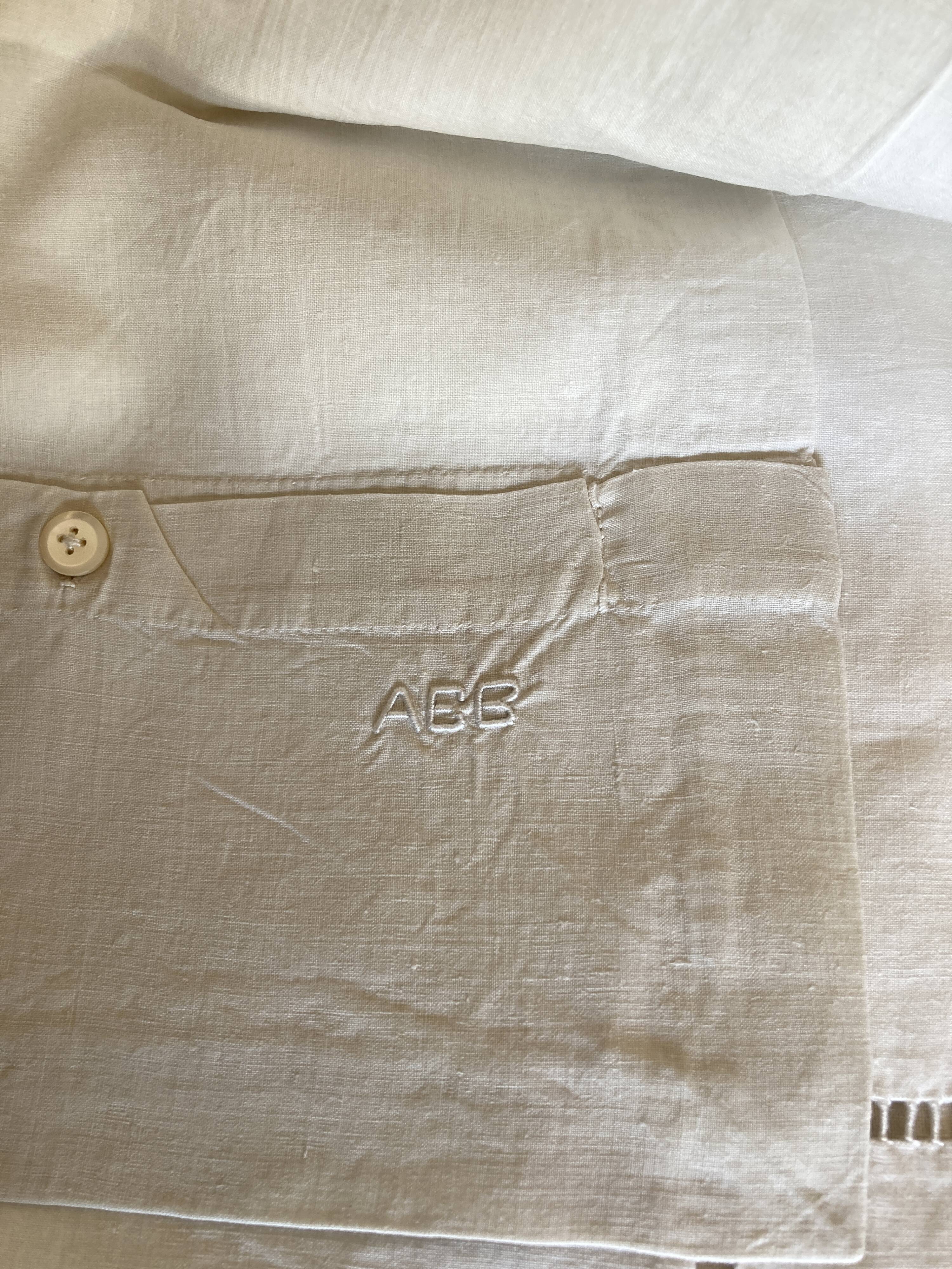 Pair of shortsowing pillowcase in linen wire without monogram