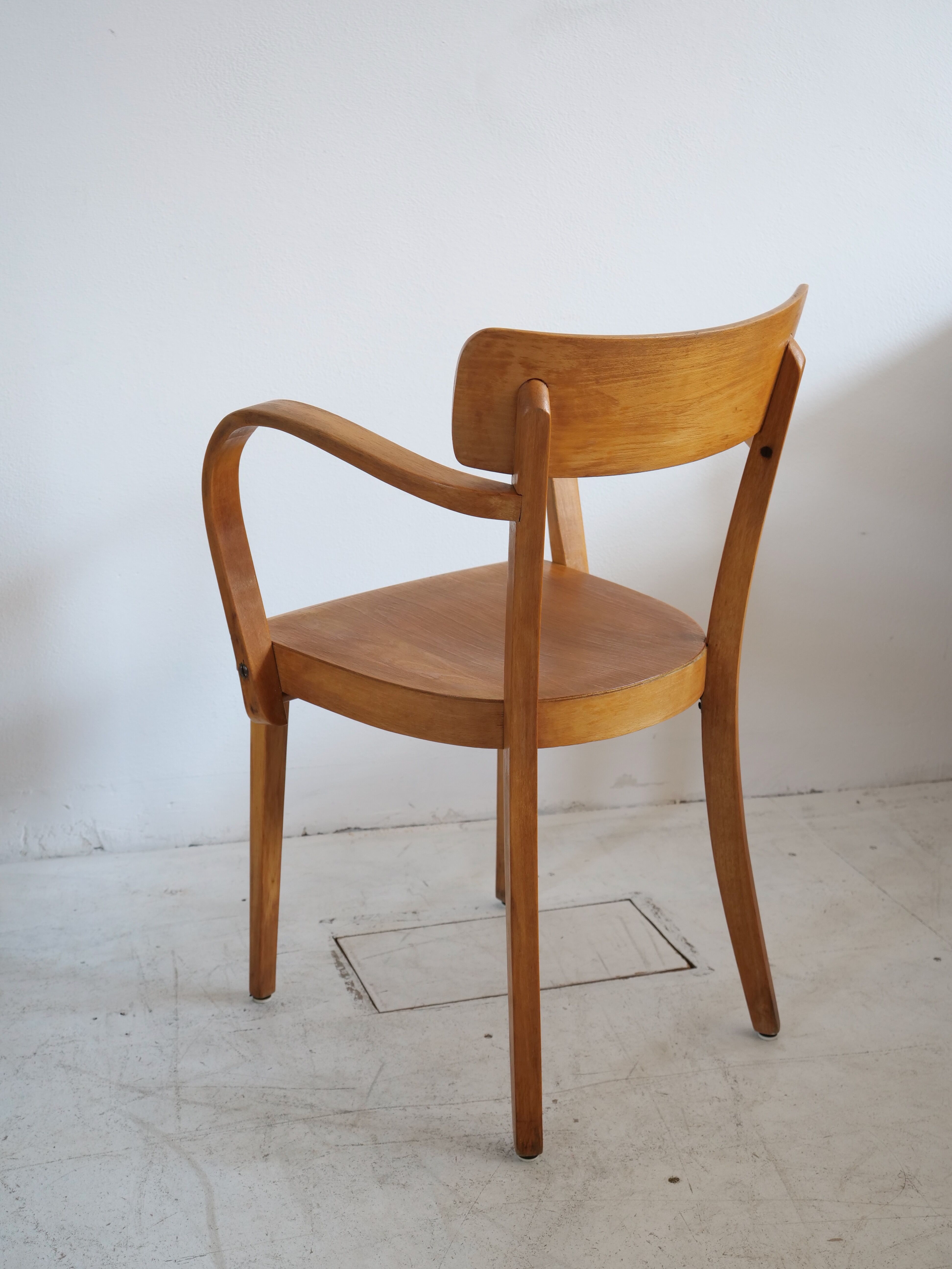Chaise en bois 1930
