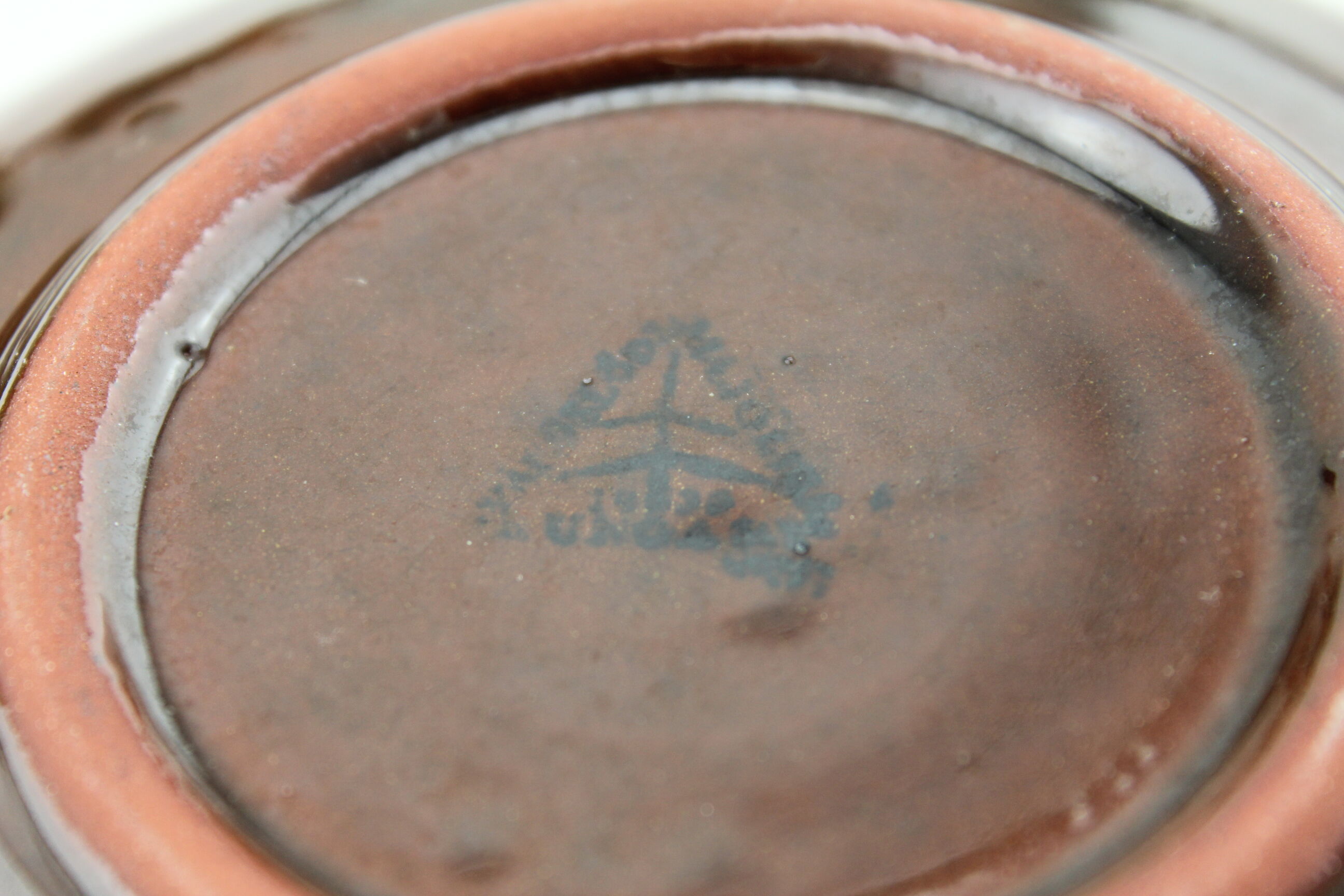 Lot cups and saucers ceramic