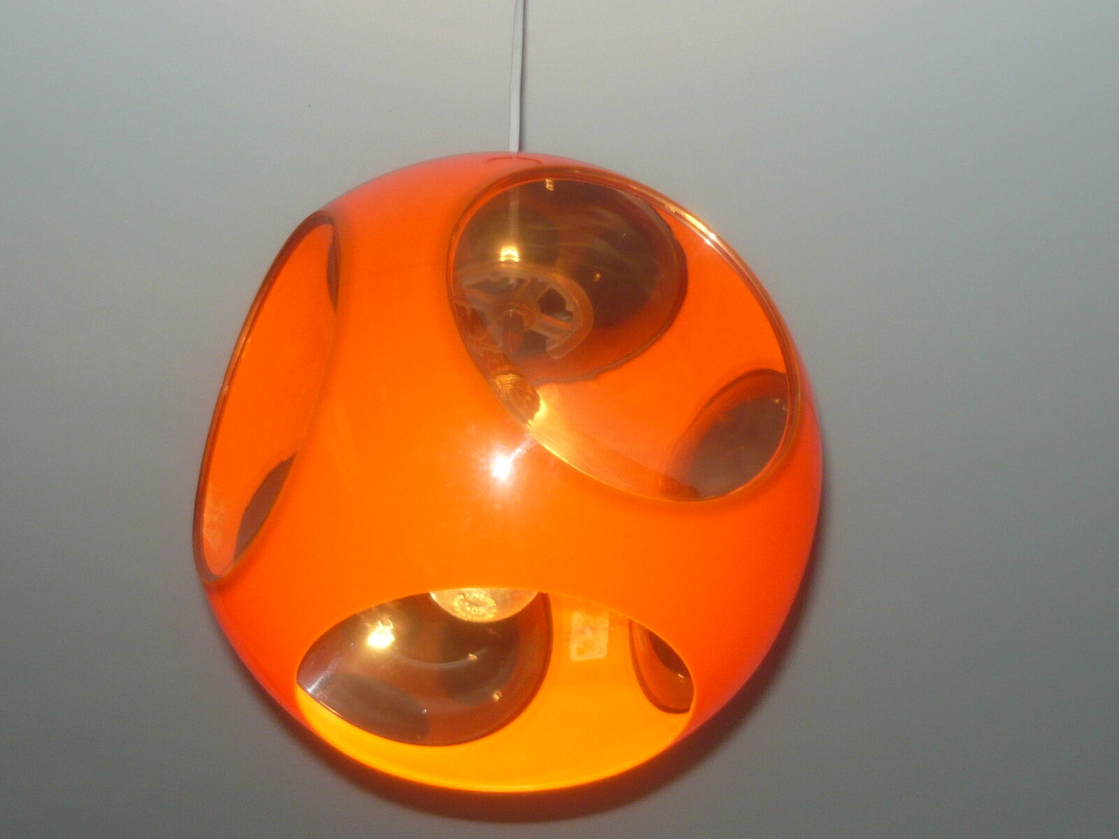 Suspension UFO of Luigi Colani in the 70's