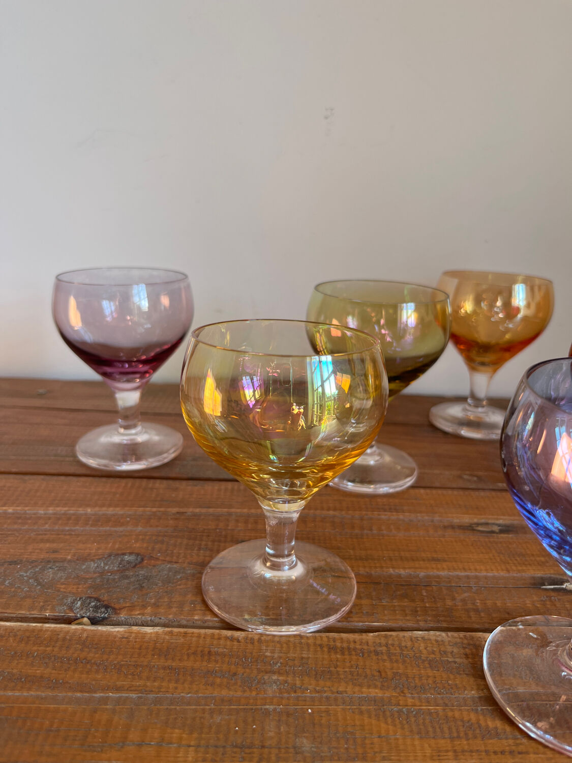 6 stemmed glasses