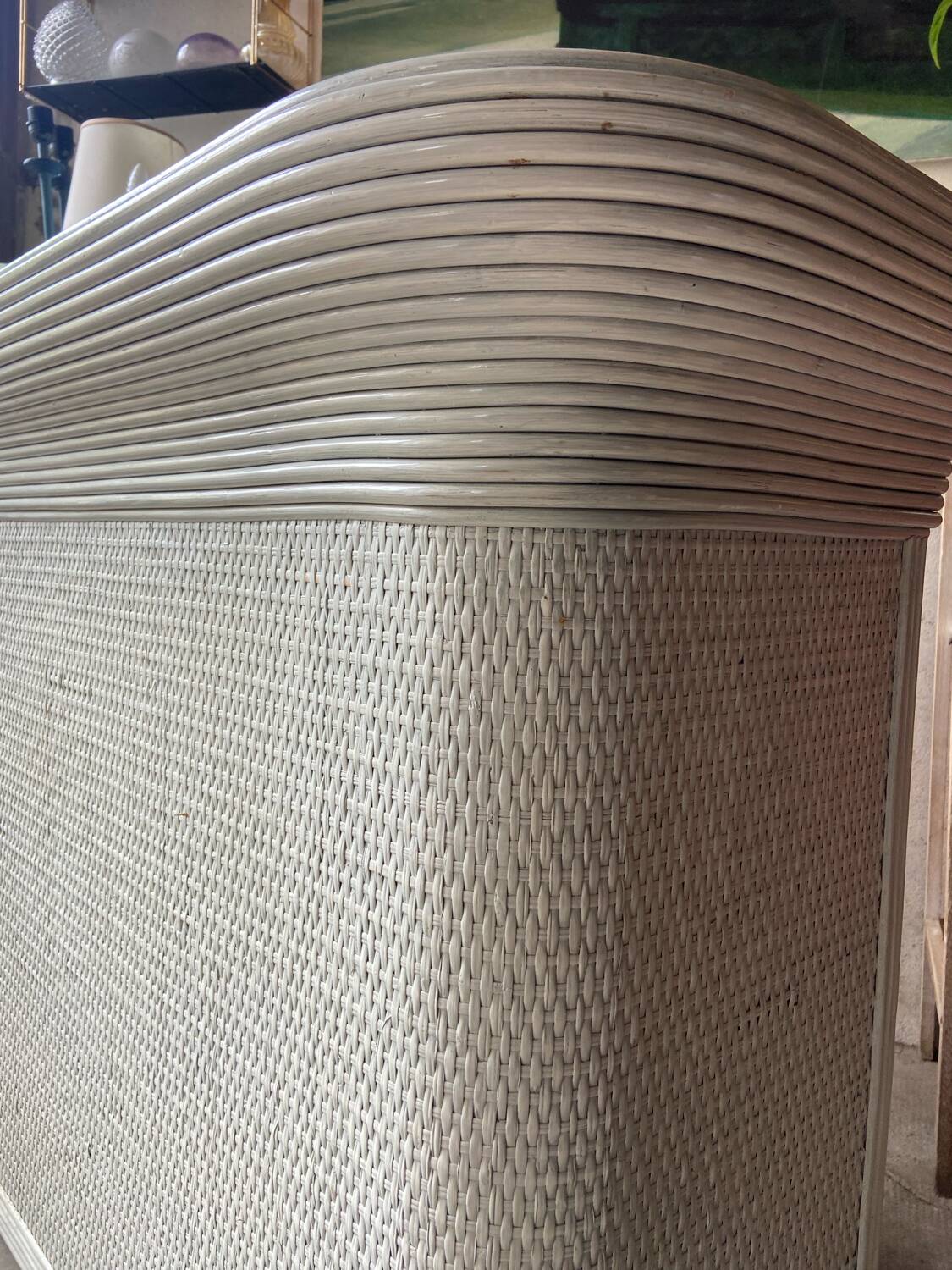 Vintage rattan bar
