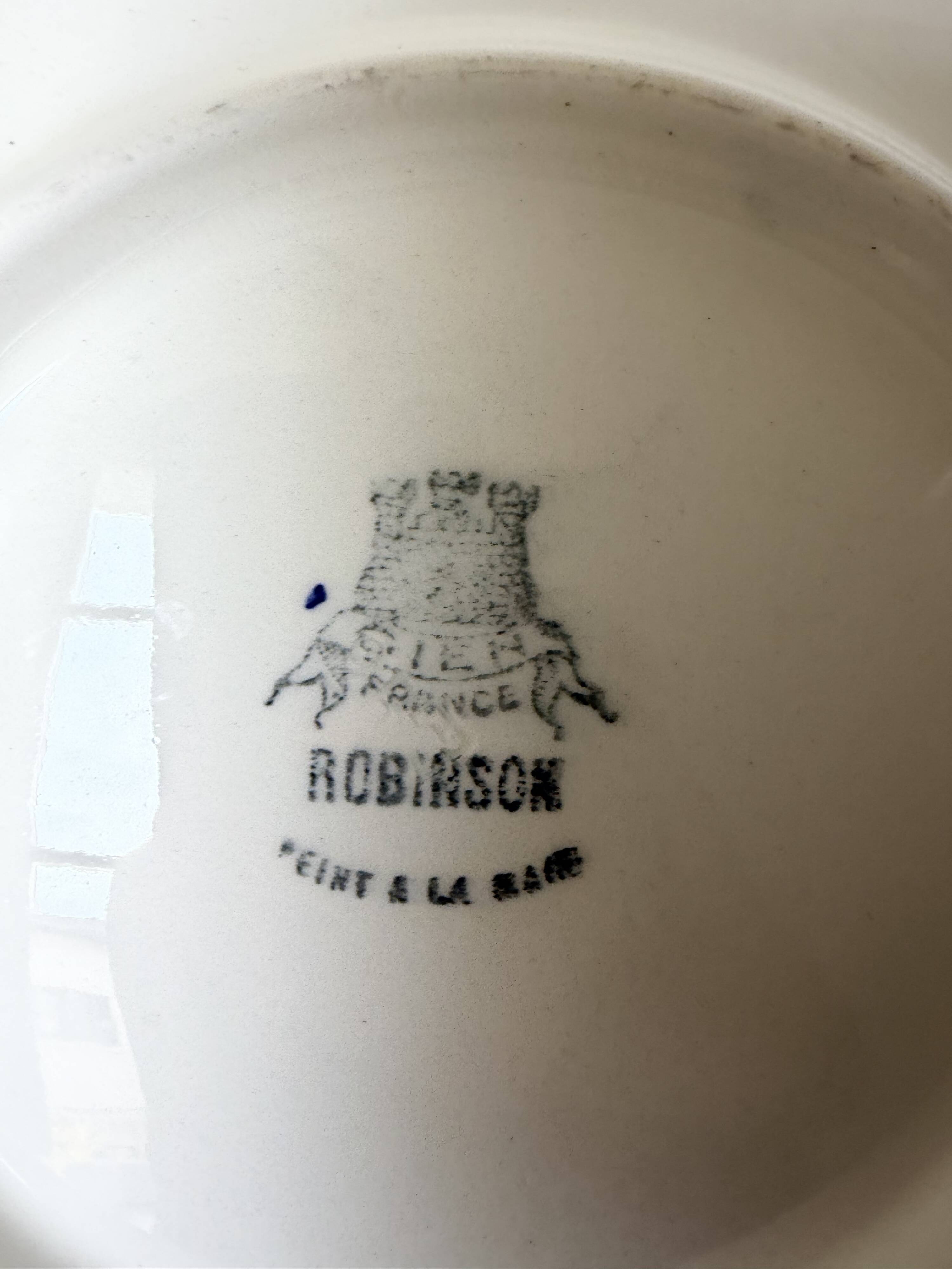 1 round serving dish calotte from Gien Robinson 2106113