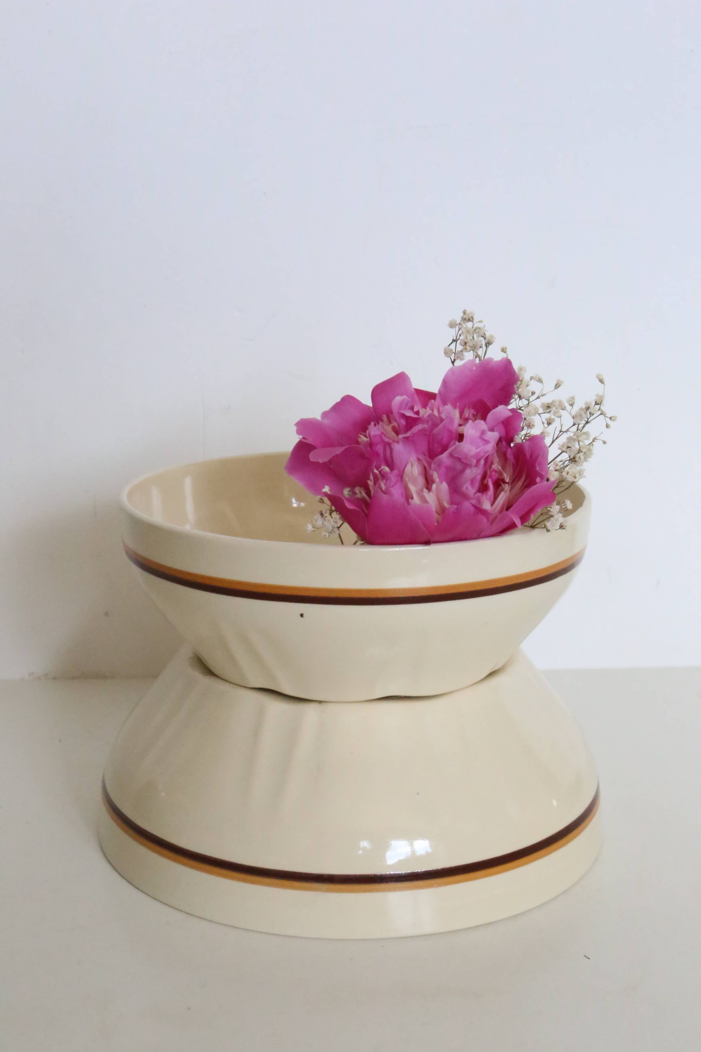 pair of salad bowls, French earthenware, bistro