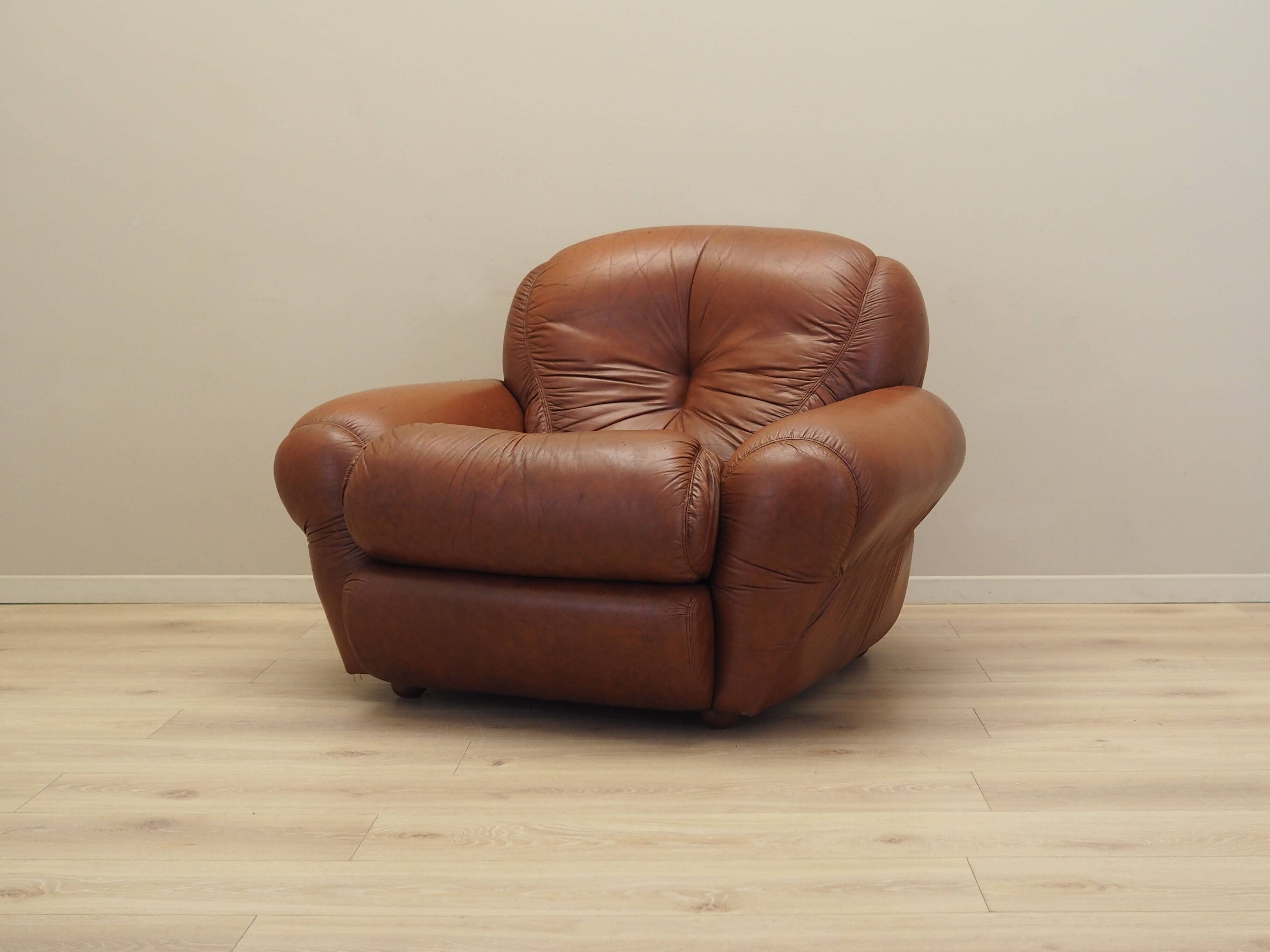 Brown armchair, Italian design, 1970s, production: Italy