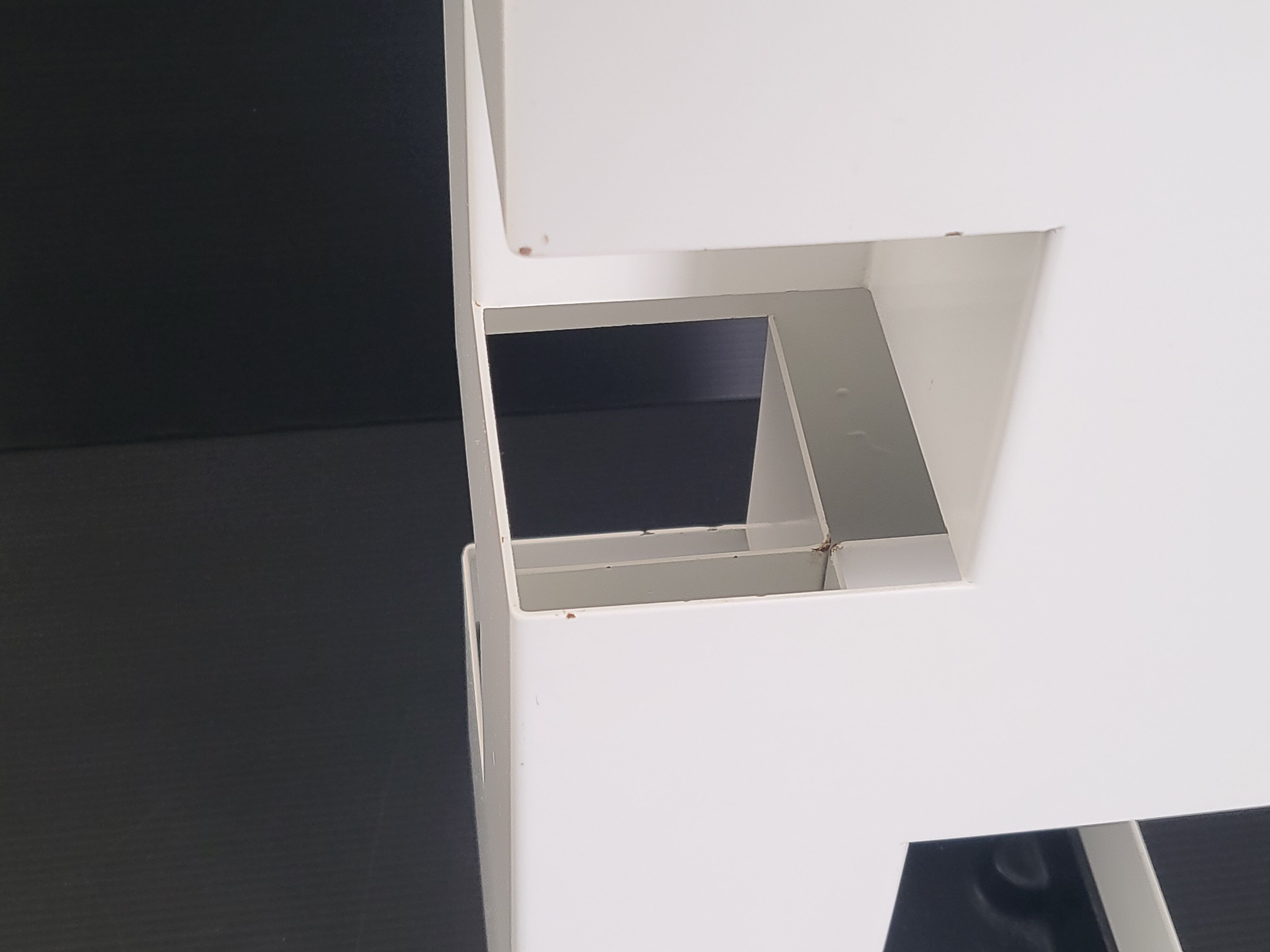 Vintage umbrella stand 1970