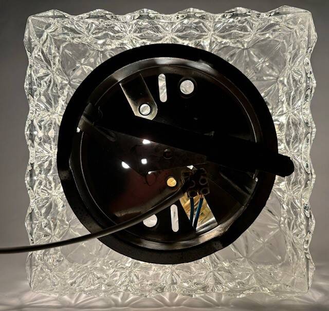 Square porthole ceiling light in chiseled glass from the 60s-70s