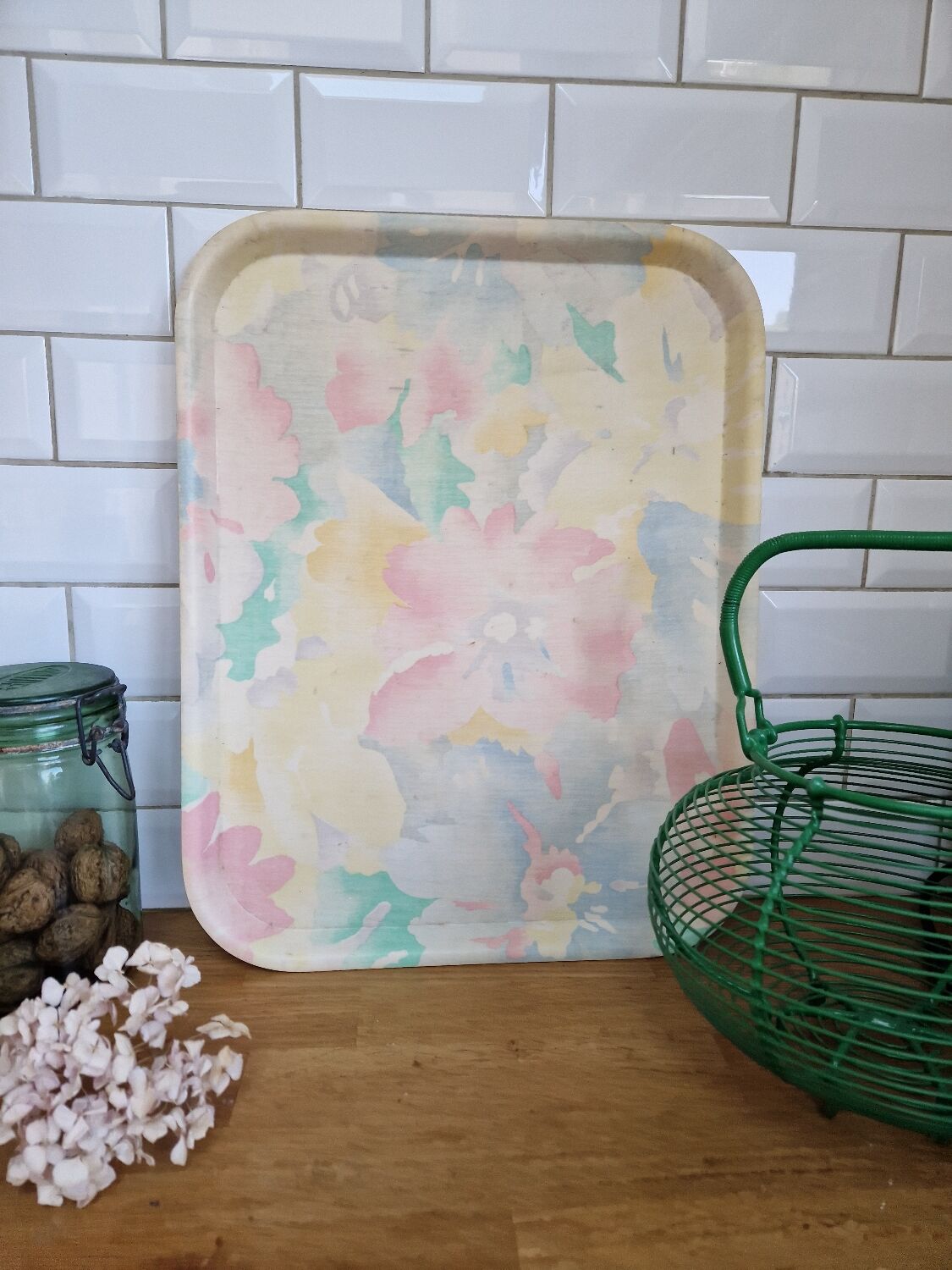 Tray old vintage flowers resin fiber