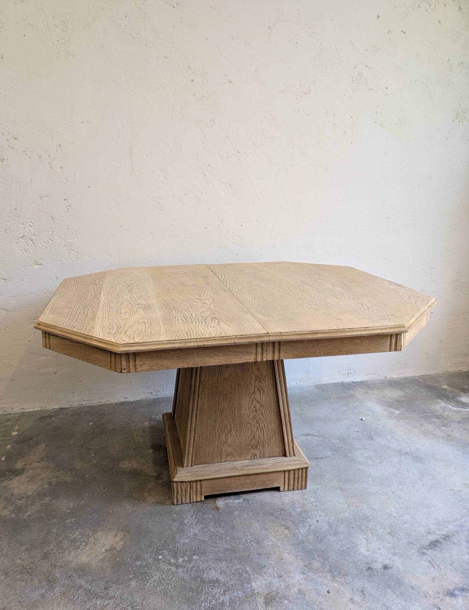 Art Deco oak extendable table – 114 to 228 cm